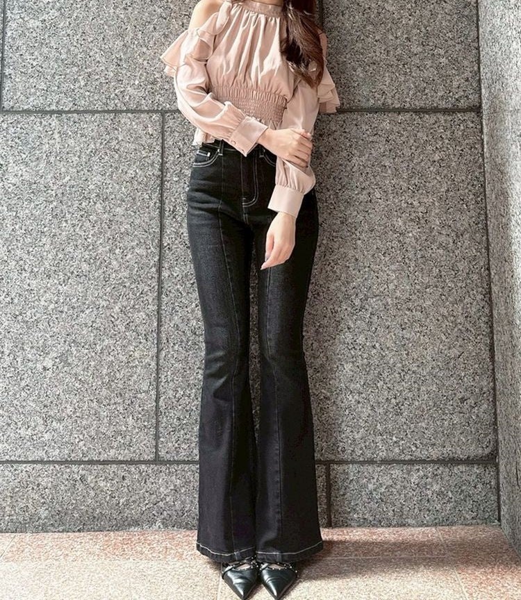 RESEXXY（リゼクシー）」人気デニムシリーズより新作フレアデニムが