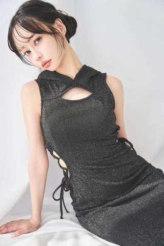モデル・中村里砂が魅せる、2026年夏「EATME」─可憐さとモードが交差する、最新LOOK公開。 | MARK STYLER株式会社のプレスリリース