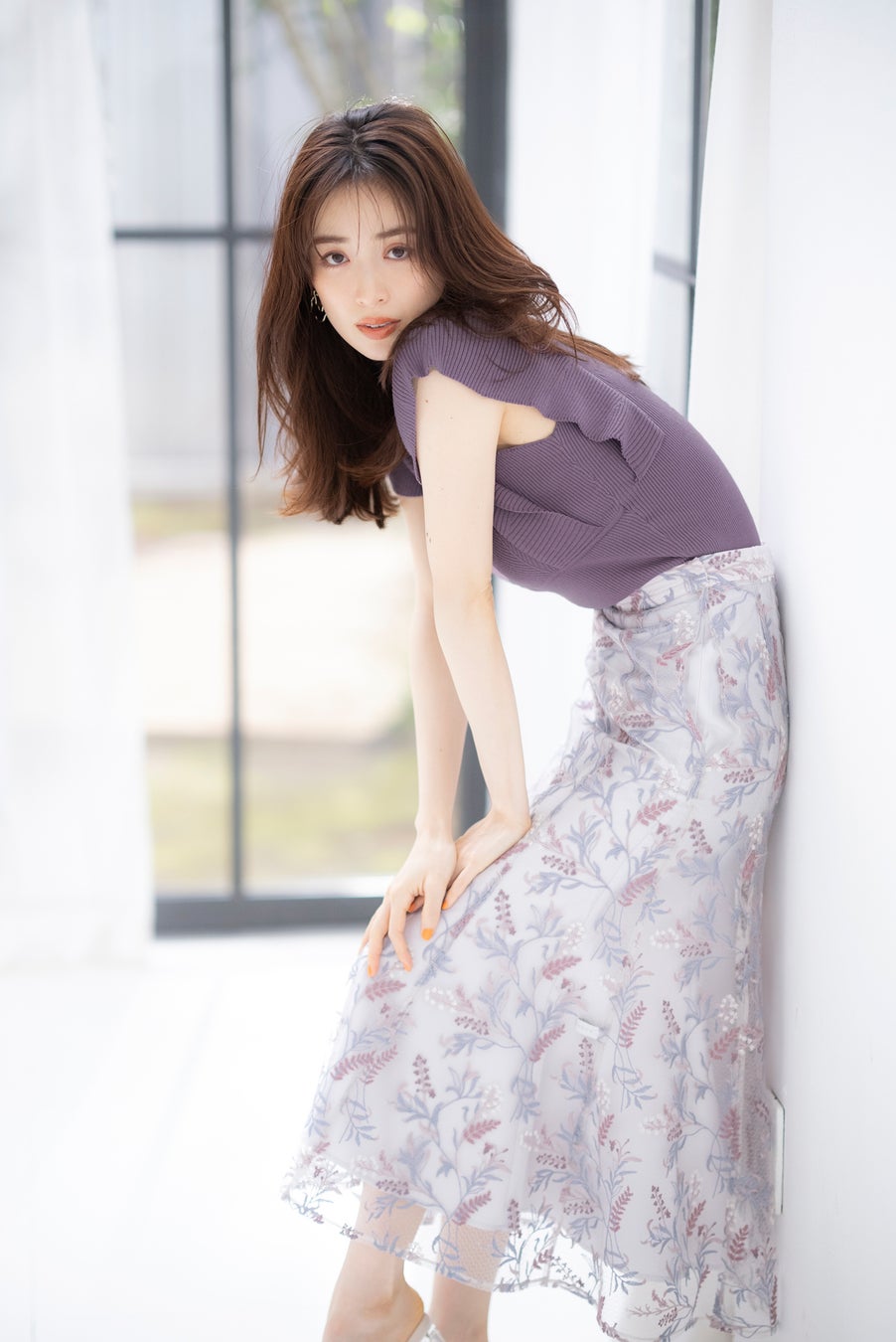 泉里香 計算され尽くしたフェミニンスタイルで凛とした大人の着こなし Mercuryduo Webマガジン第1弾 Mark Styler株式会社のプレスリリース 泉里香 計算され尽くしたフェミニンスタイルで凛とした大人の着こなし Mercuryduo Webマガジン第1弾 Mark Styler株式会社のプレスリリース