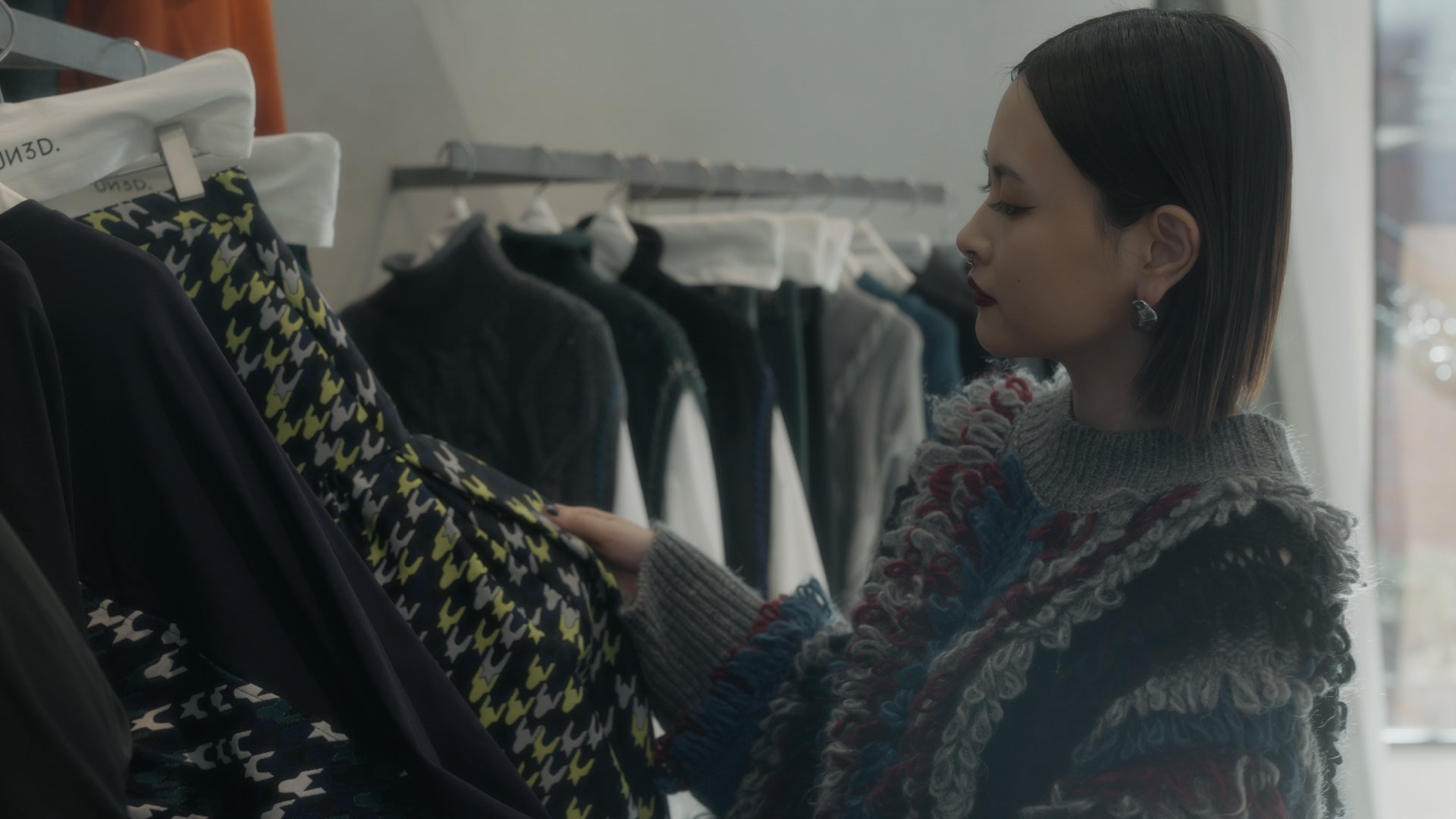 Holiday shopping with Lala2