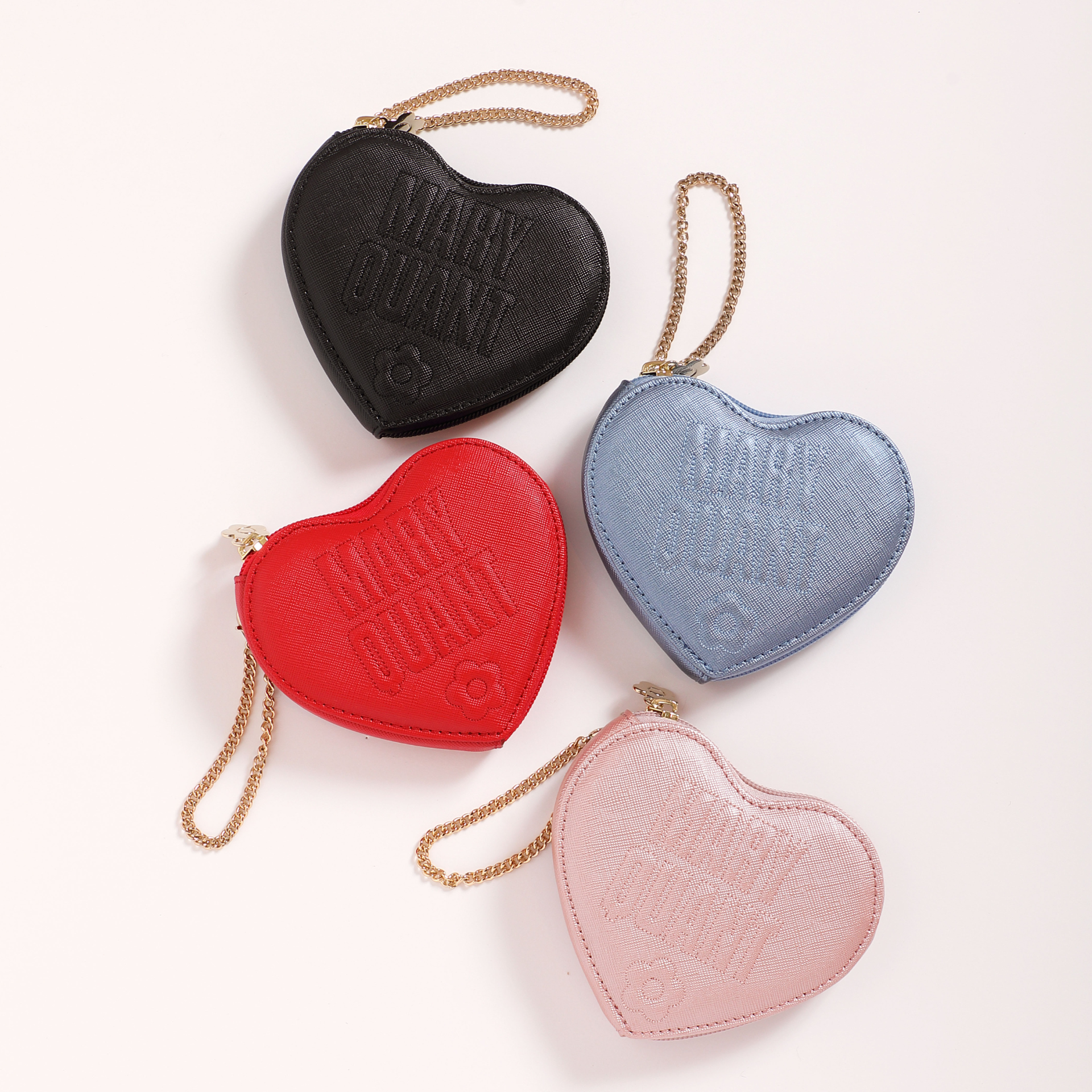 MARY QUANT 花モチーフ ウエストポーチ MARY QUANT 花モチーフ ウエストポーチ