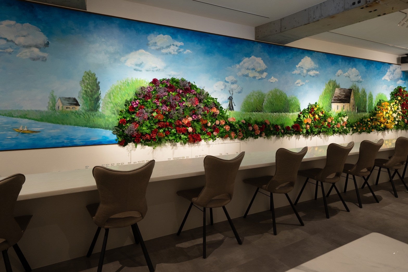 チャージがお花 映えスポットでいっぱいの店内写真を公開 印象派モネをイメージした15m 2m巨大ウォールアートと約2 000本の生花アートダイニング バー Mone 3月4日新宿3丁目にオープン 株式会社バンクリのプレスリリース チャージがお花 映えスポットでいっぱいの店内写真を公開 印象派モネをイメージした15m 2m巨大ウォールアートと約2 000本の生花アートダイニング バー Mone 3月4日新宿3丁目にオープン 株式会社バンクリのプレスリリース