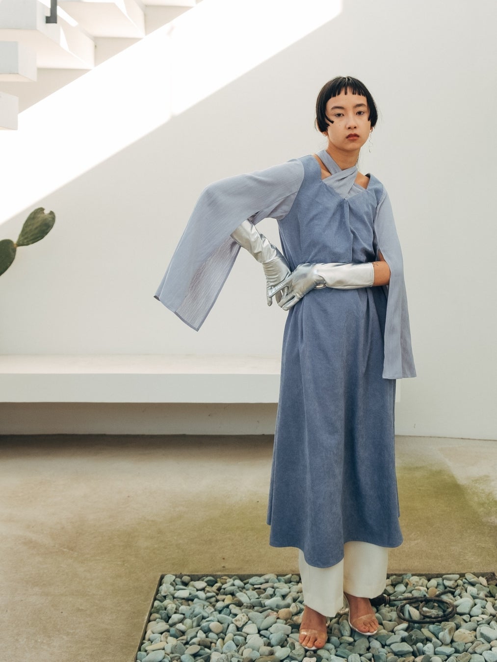 Weeping Willow Cross Neck Dress ¥20,900(taxin)