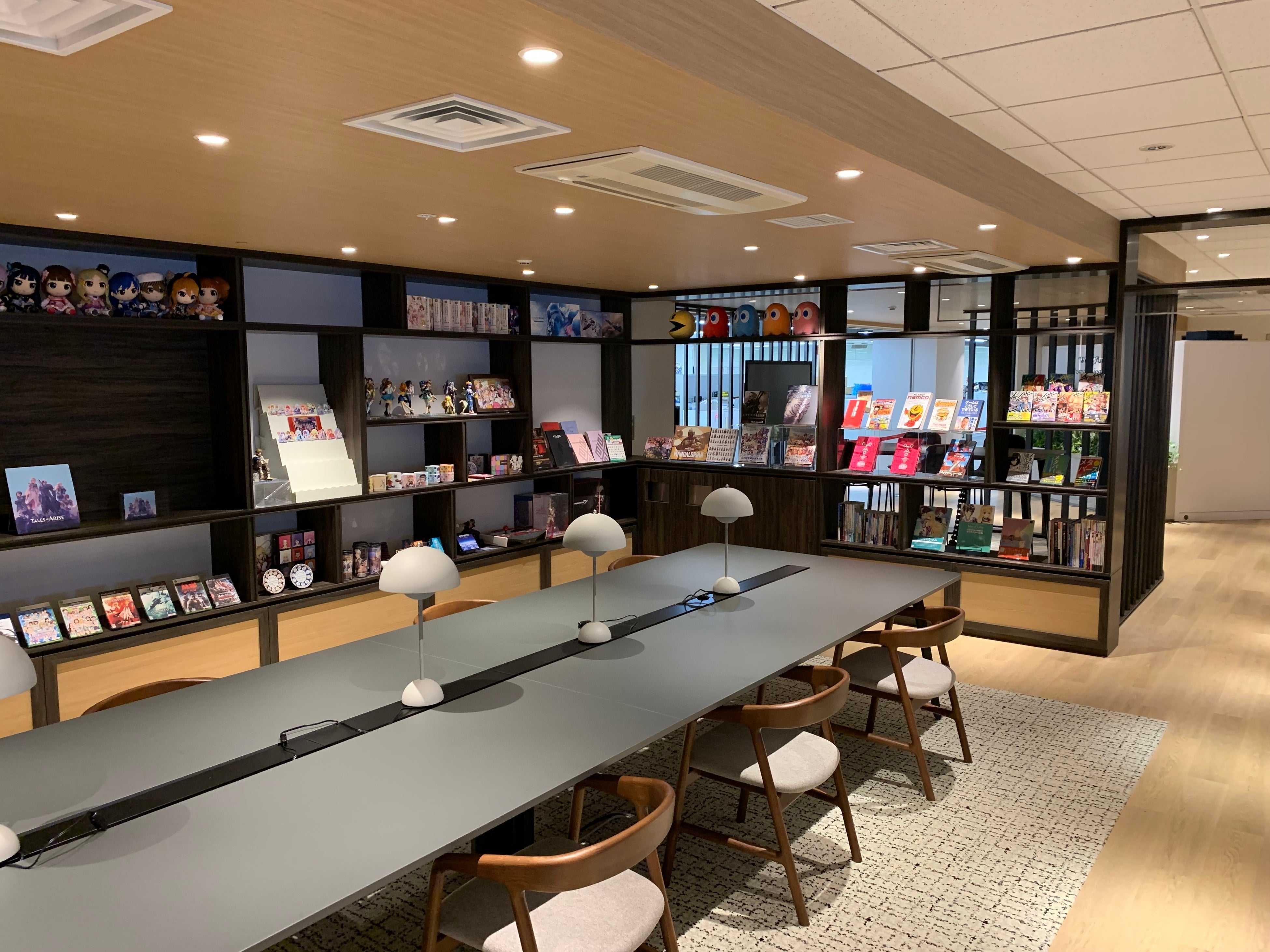 フリーアドレス席