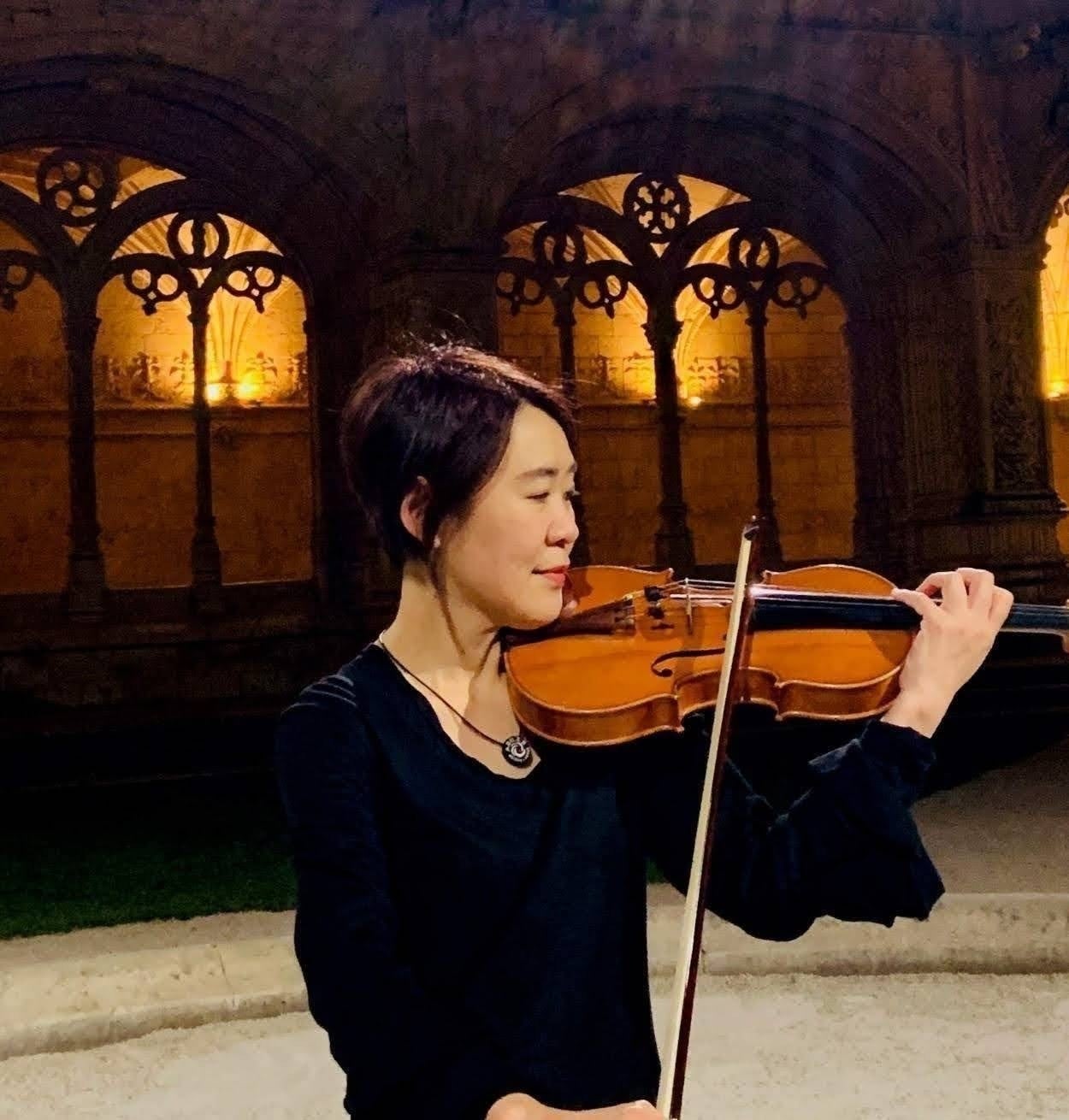 1stヴァイオリン　岡田邦子氏