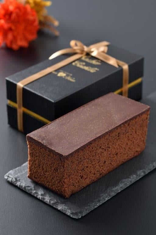 パティスリークール＆ハート　黄金のザッハカステラ