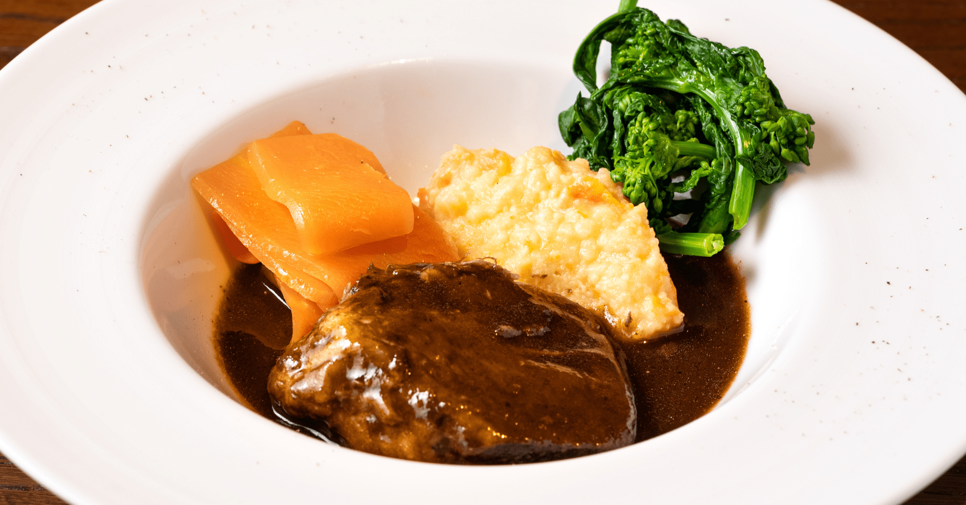 メニュー／フランダースの牛肉のビール煮込み