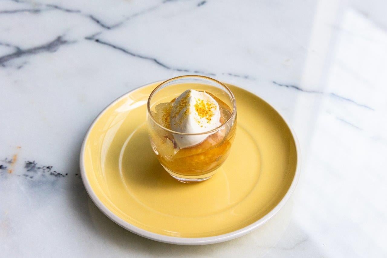 発酵パインとヴァン・ジョーヌのサバラン