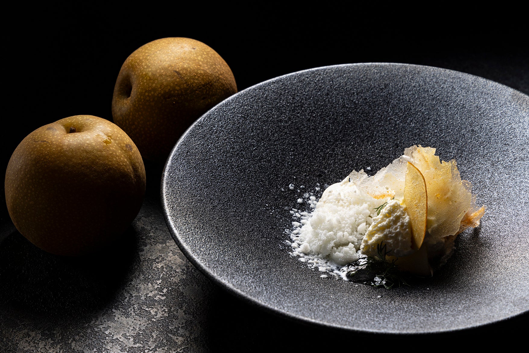 鳥取県産梨のコンポート クレームダンジュ ヨーグルトグラニテ レモングラスジュレ