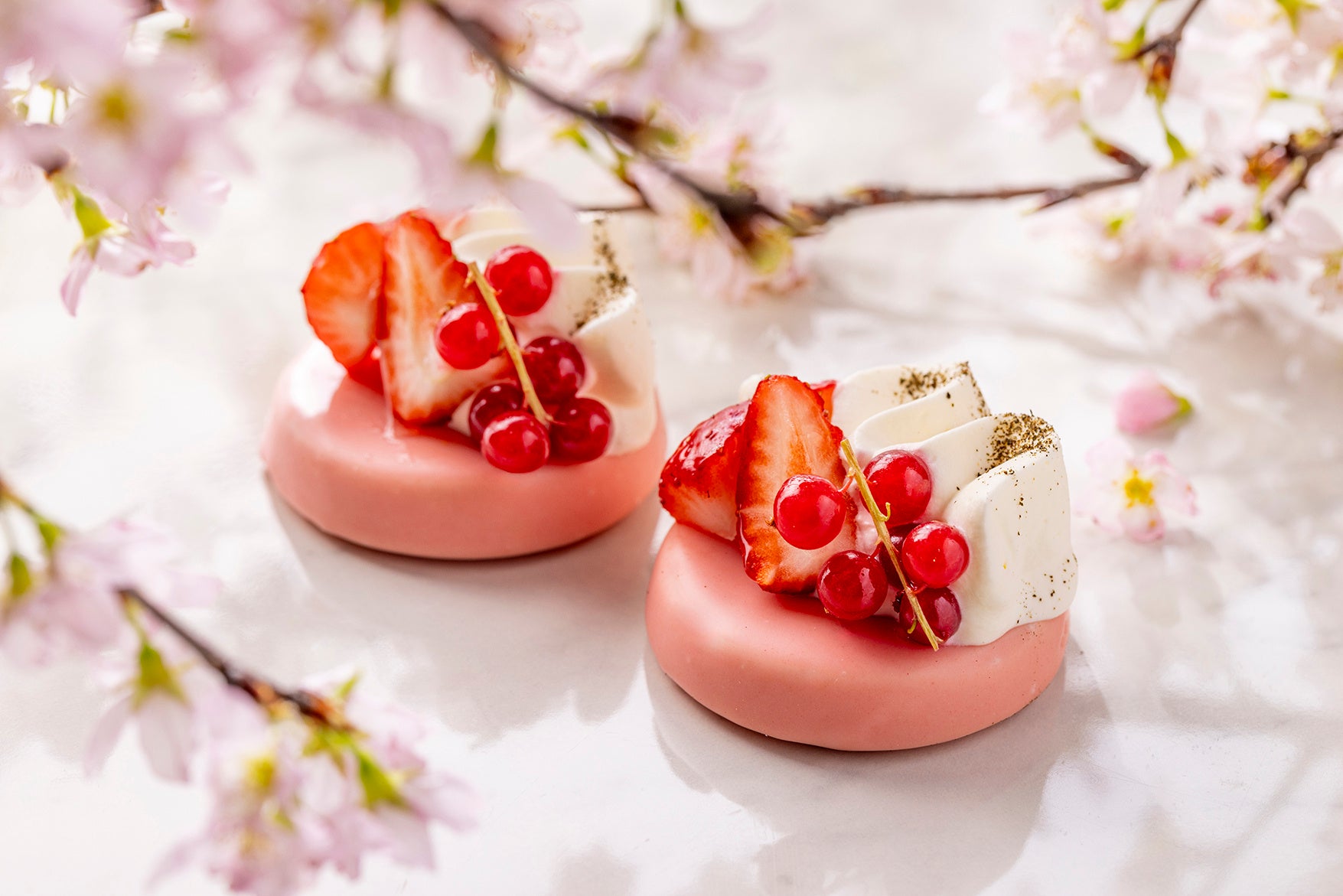 苺とジャスミンのムース