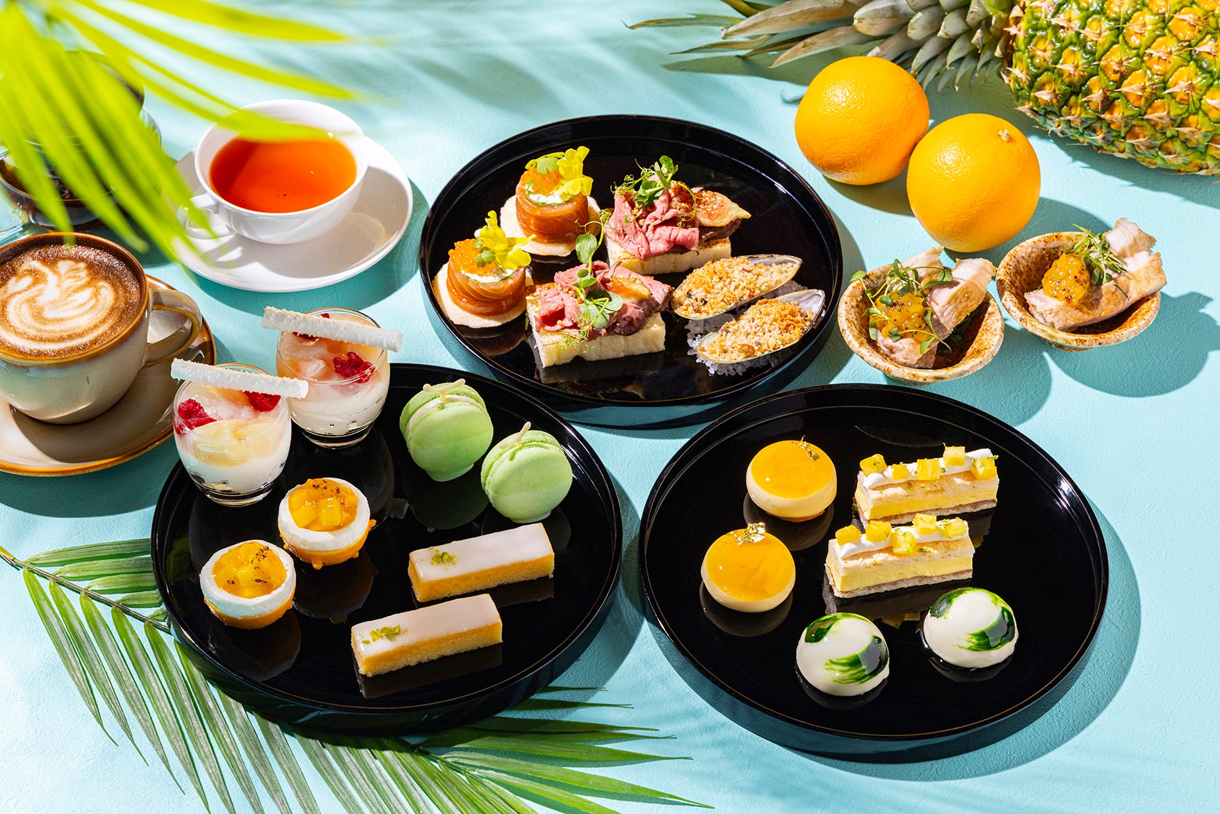 プまるで華やかなパレードのように、南国フルーツを一口ずつ味わえる