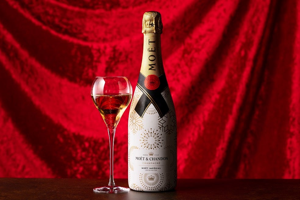 Moët Impérial 2022年クリスマス限定ボトルでご用意