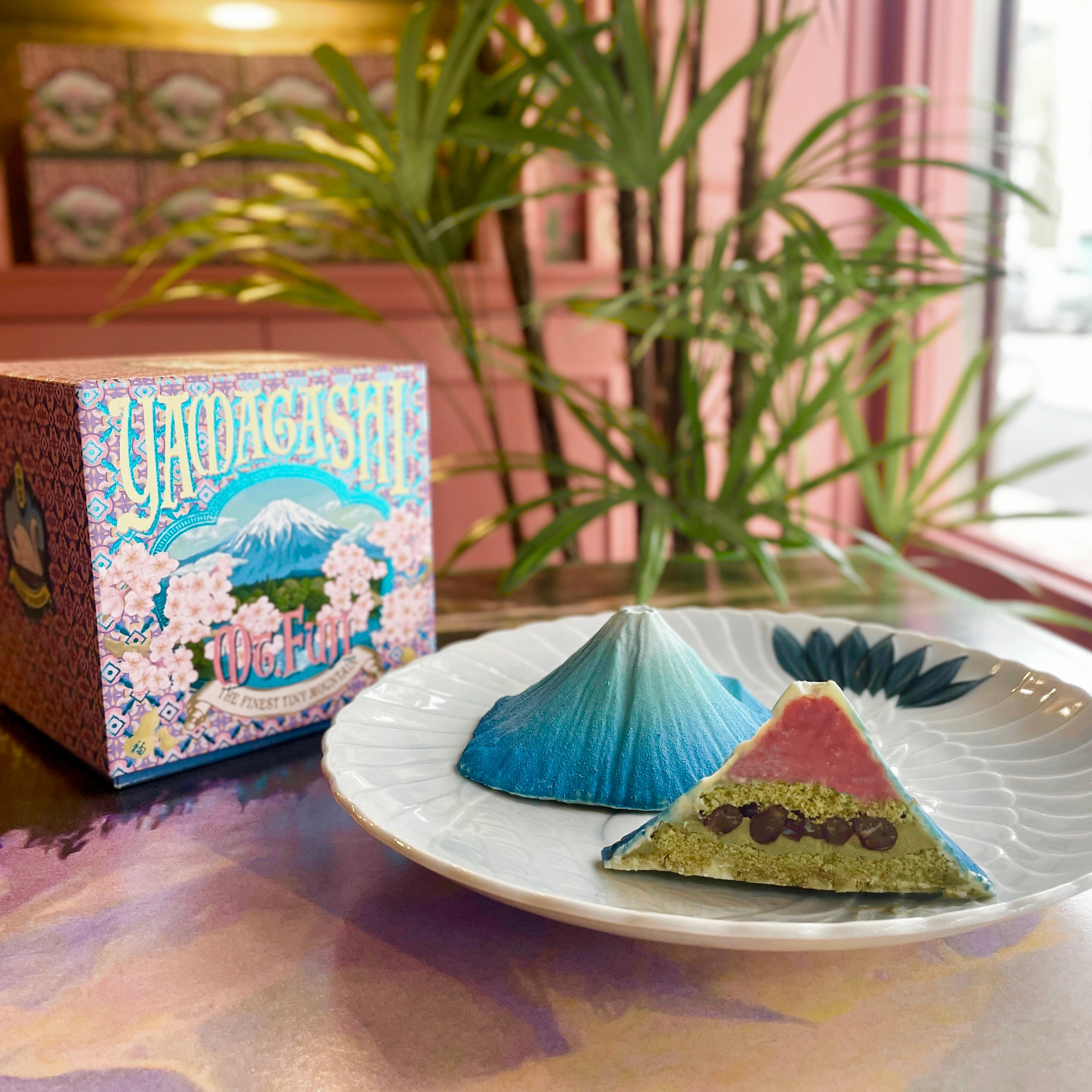 新発売】代々木上原の和洋菓子店「小楽園」から箱も中身も可愛い