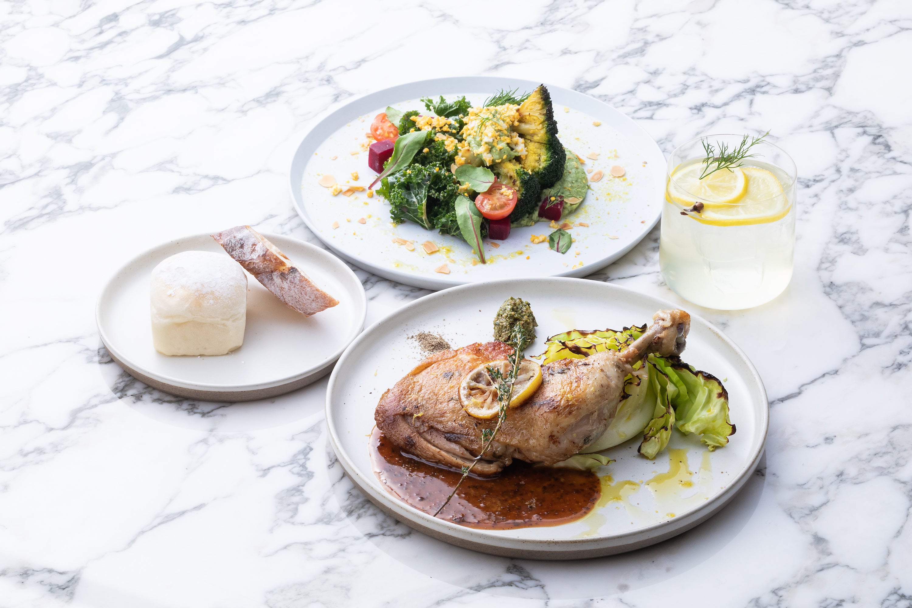 ランチイメージ (Set Menu A)　©Shinya Kigure