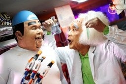 宇宙一面白い公共交通を目指すCM