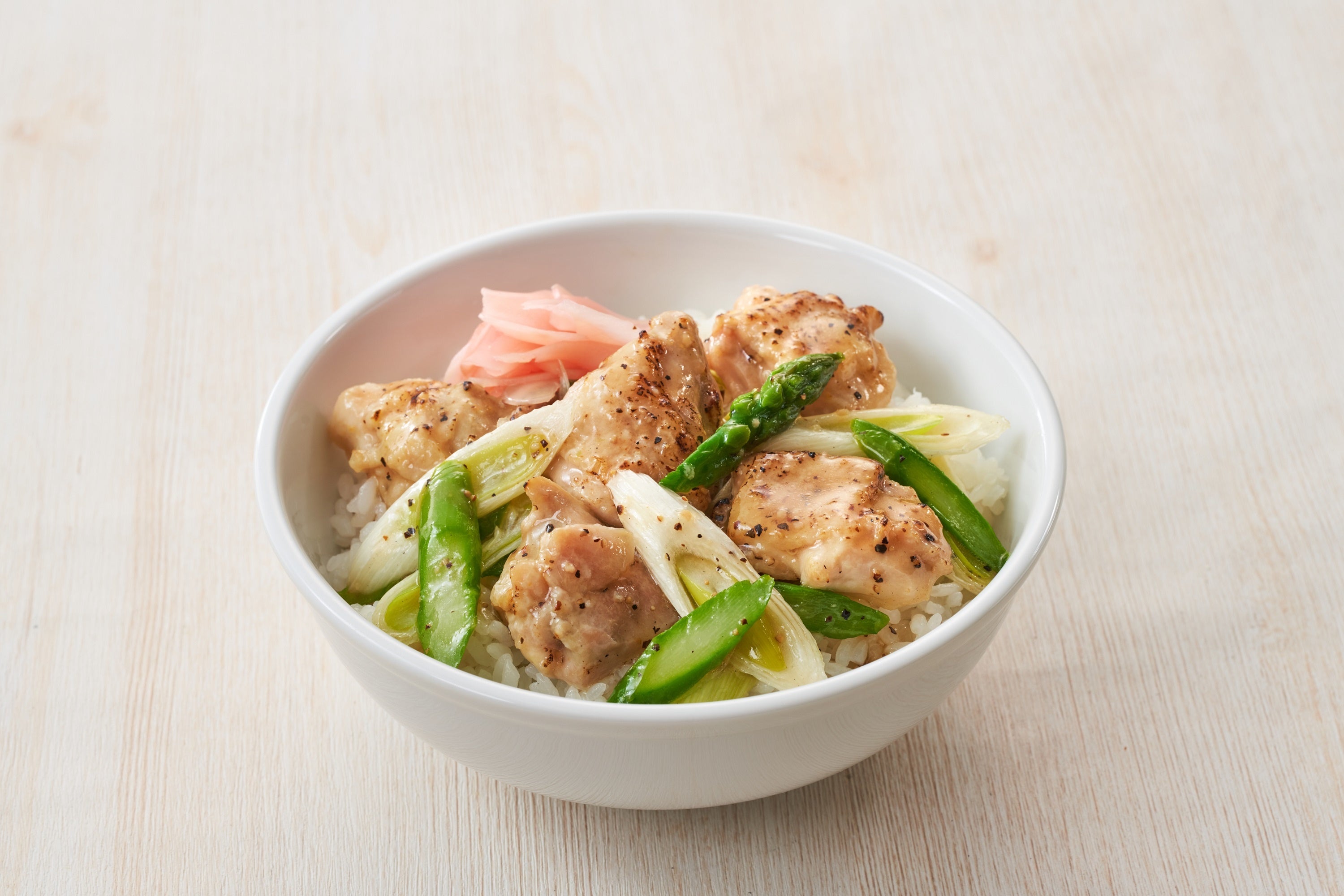 若獅子ねぎ塩鶏丼の具 520円