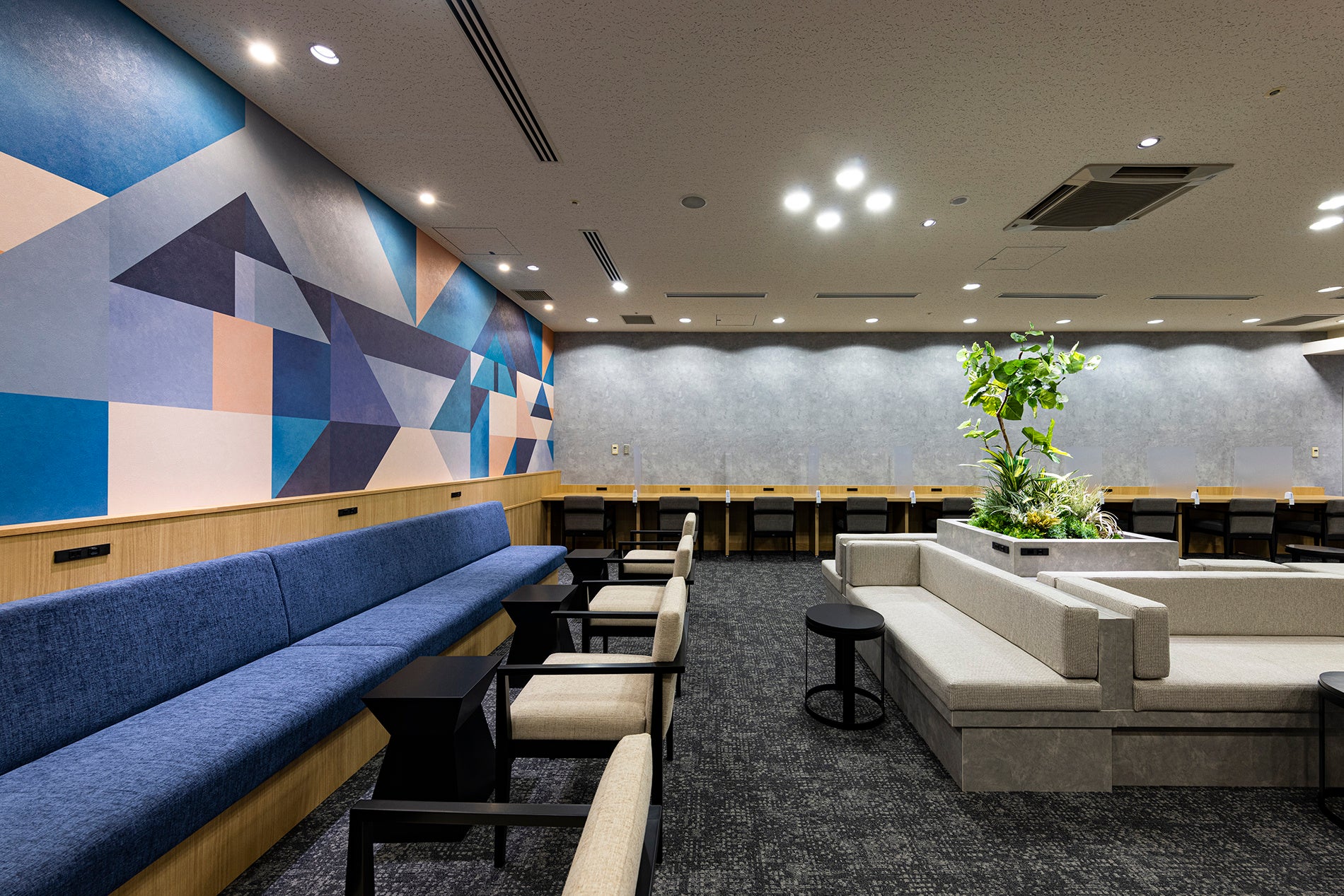 博多織の代表的な献上柄をモチーフにした壁面