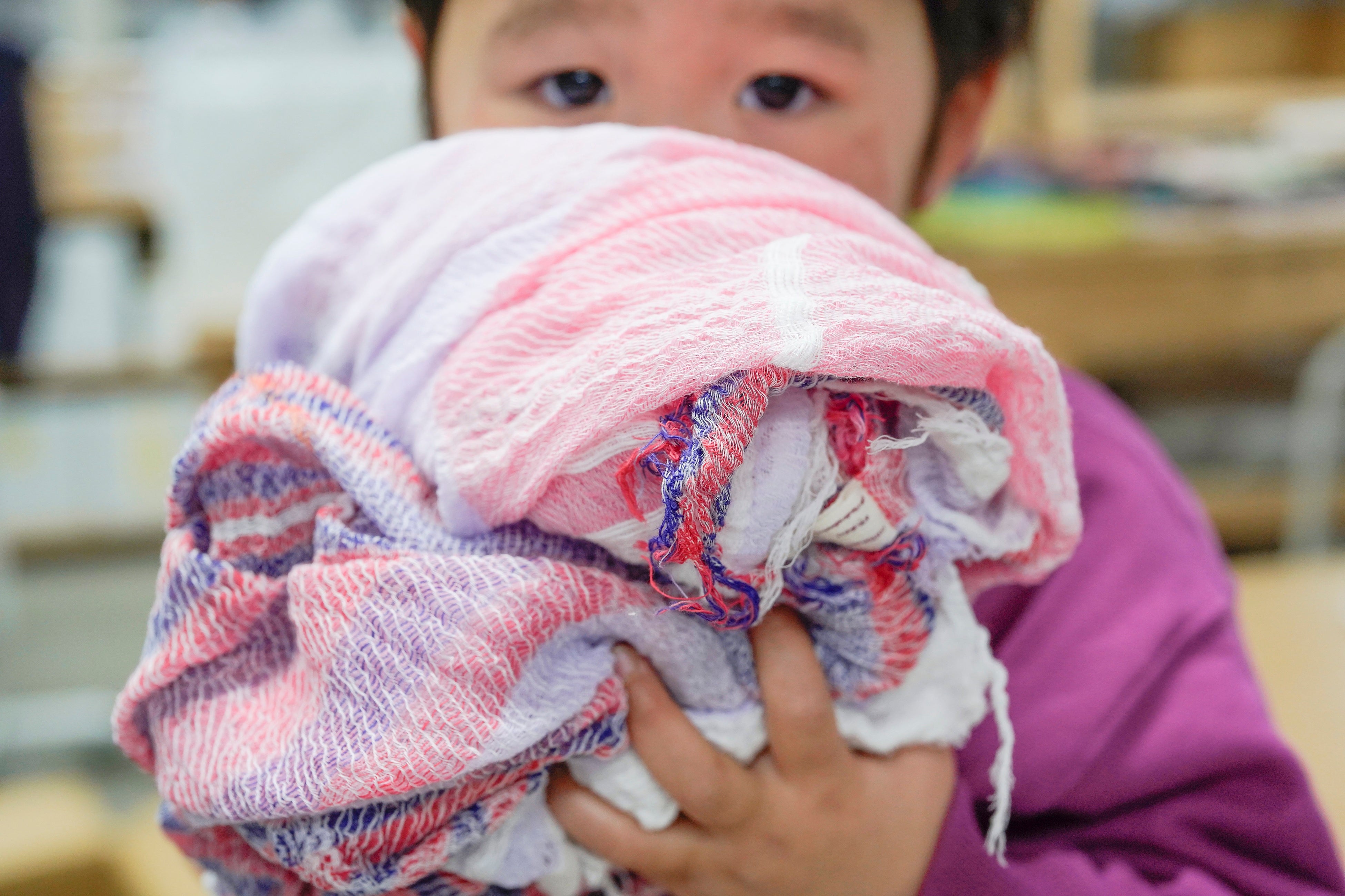 3歳児健診でtamaki niimeのショールをプレゼント！スタートから3年