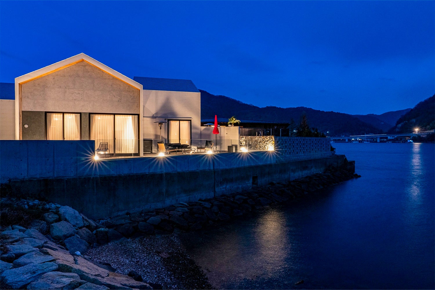 Resort Glamping.com新掲載】～全棟オーシャンビュー。温泉