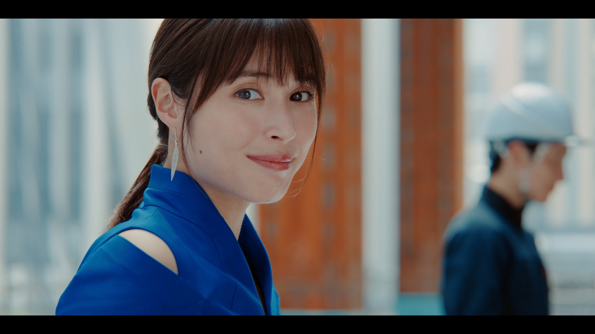 #4 Result of 広瀬アリス cm 建設中の建物で広瀬アリスさんがCM撮影に”初”挑戦!来秋完成予定のTODA BUILDINGに期待を膨らませる広瀬さんの様子に注目! | 戸田建設株式会社のプレスリリース (NONE of the images is related to this website.) 広瀬アリス cm 建設中の建物で広瀬アリスさんがCM撮影に”初”挑戦!来秋完成予定のTODA BUILDINGに期待を膨らませる広瀬さんの様子に注目! | 戸田建設株式会社のプレスリリース