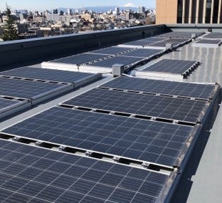 太陽光パネル設置後の屋上