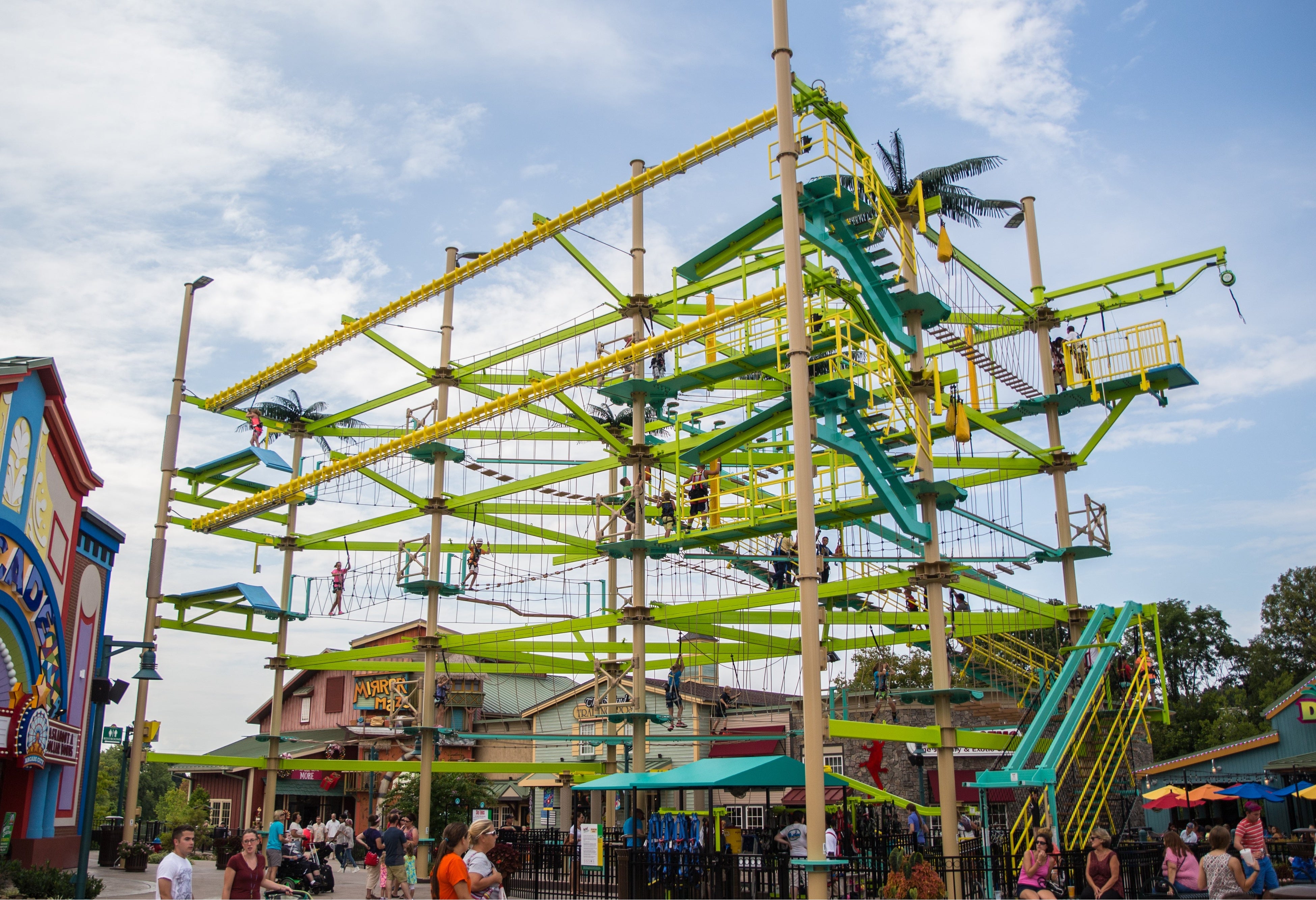 多目的ゾーン　屋外アスレチックイメージ