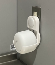 建物内に設置したWi-Fiアクセスポイント（市販品）