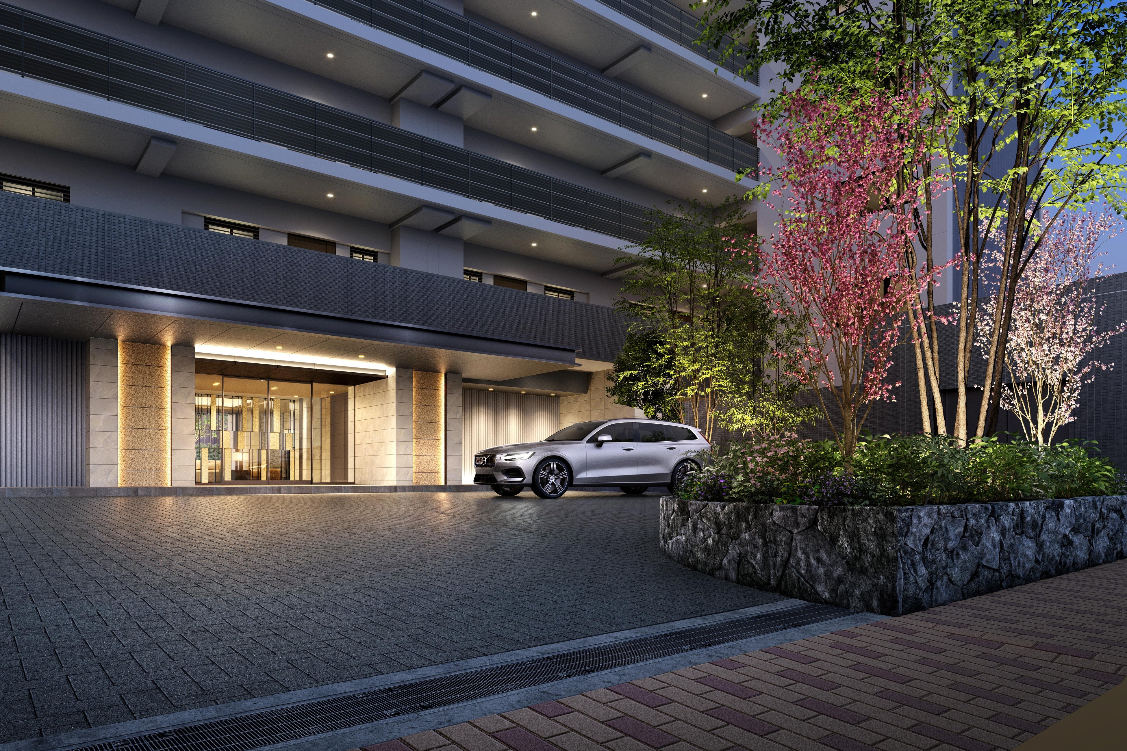 西側エントランスホール前の車寄せ