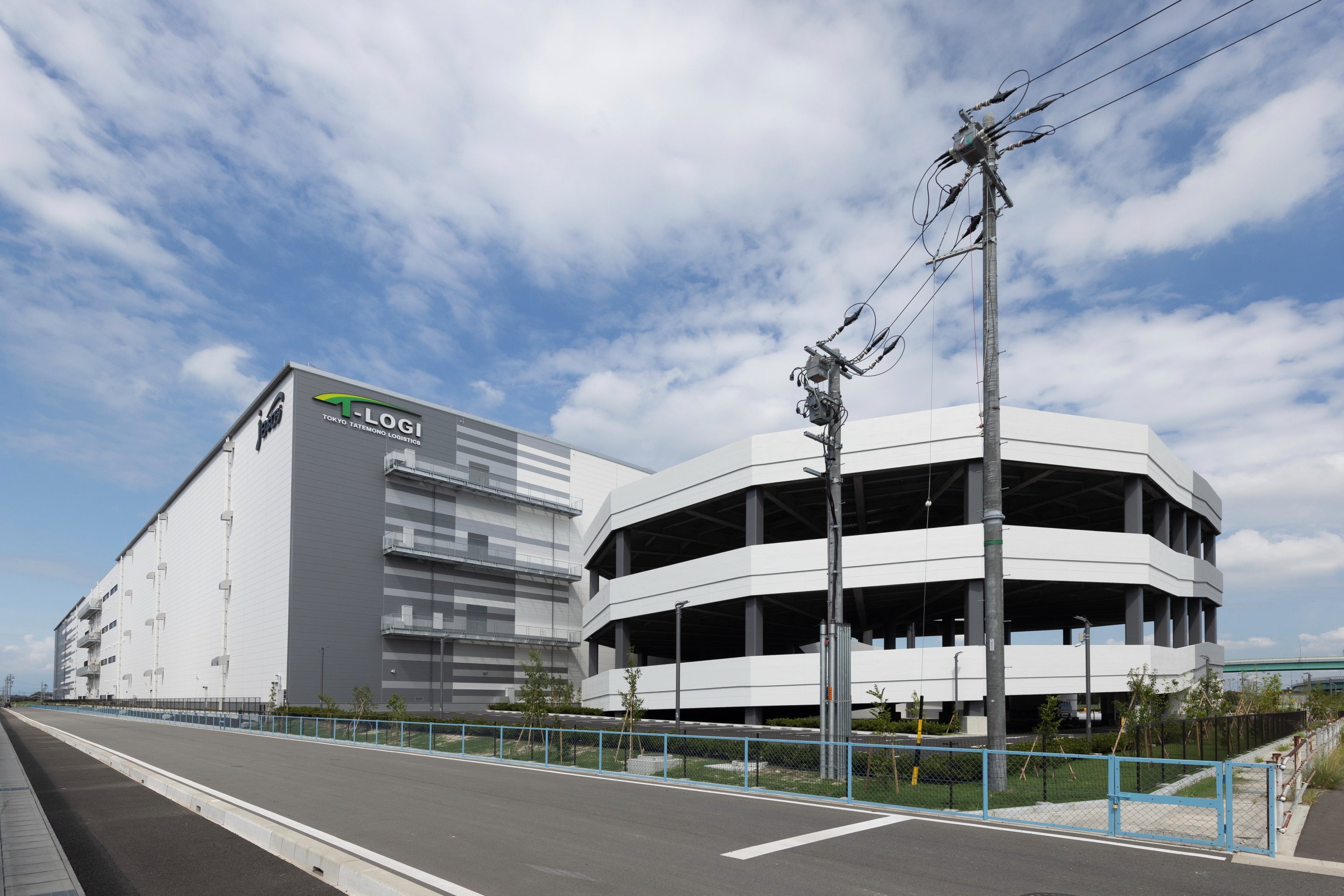 「T-LOGI 一宮」外観