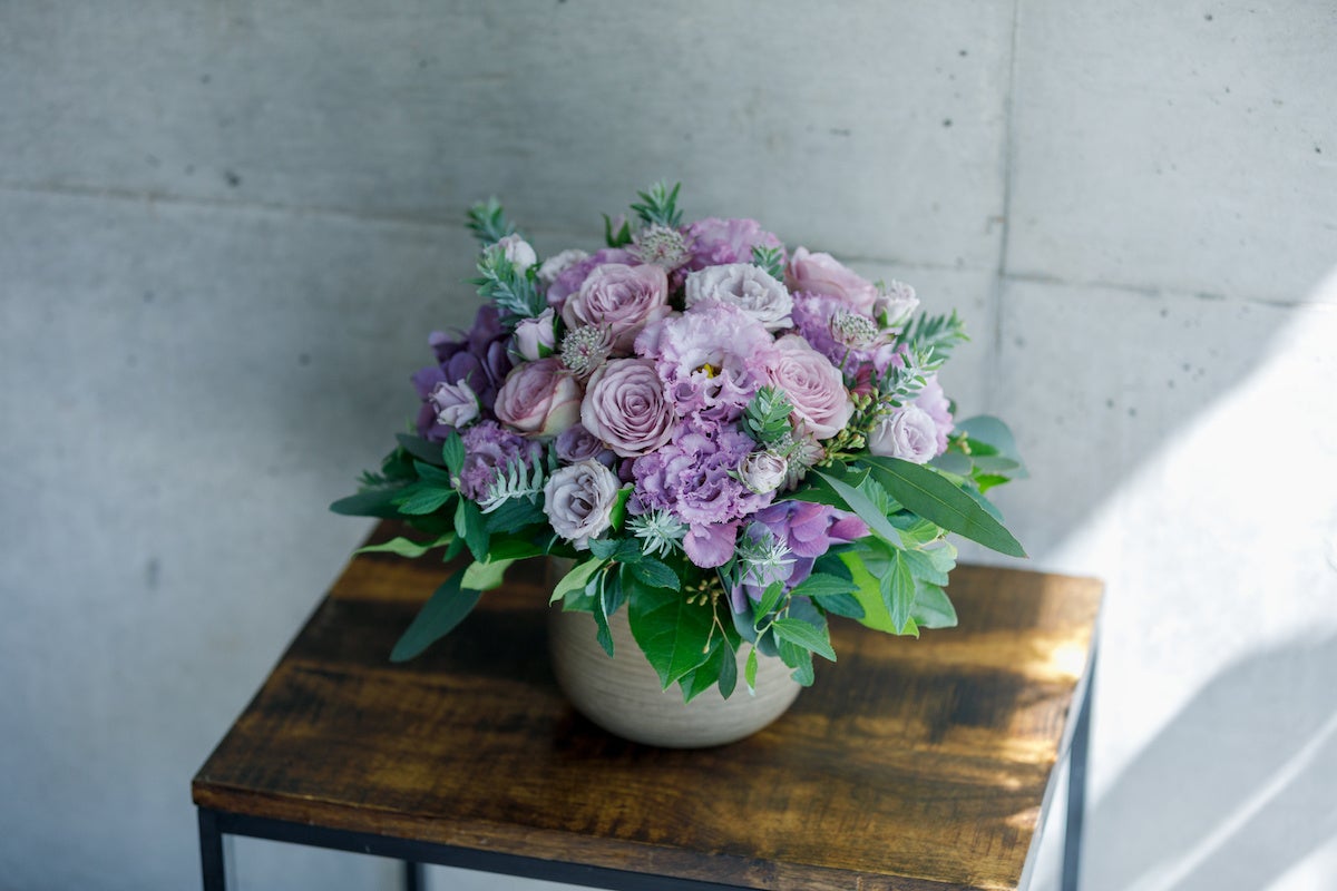 体験で制作できるアレンジメントの例（花材は季節により異なります）