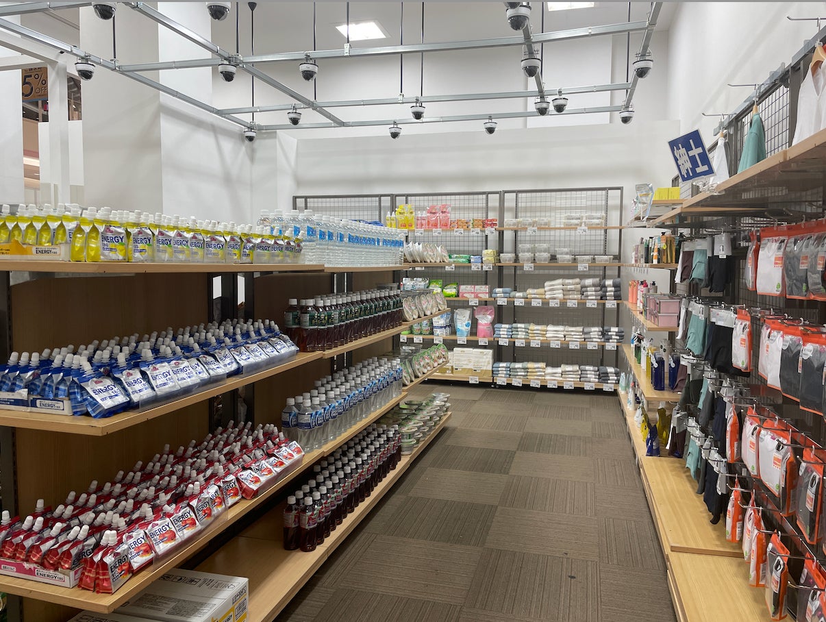 完全レジレス・無人店舗の実証実験を10月24日よりイオンモール羽生で開始