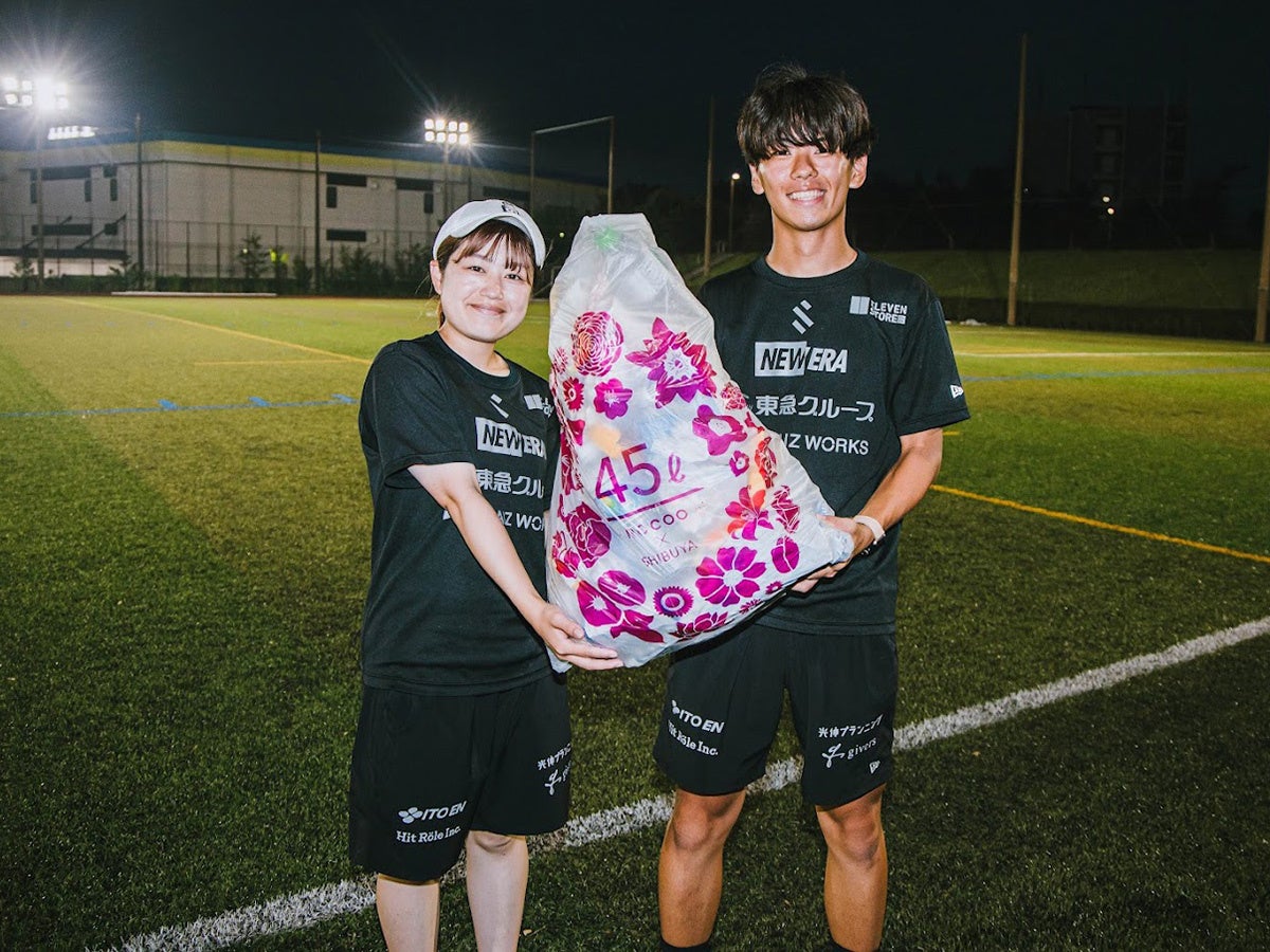 (左から)サブマネージャーの永堀さん、角野さん