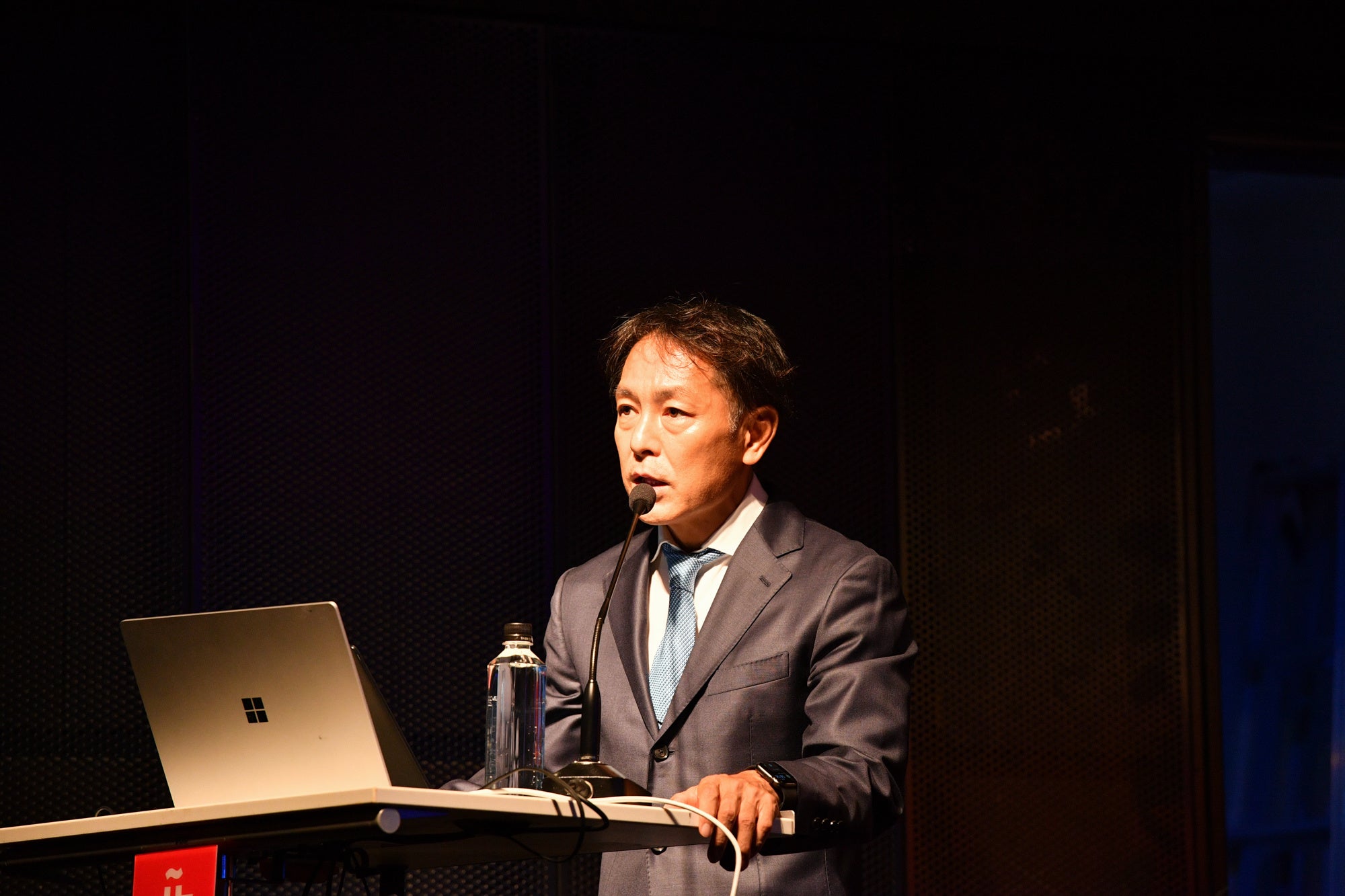 イッセ・スノーソックス日本総代理店 株式会社フォーサイト　顧問　建 晴久氏