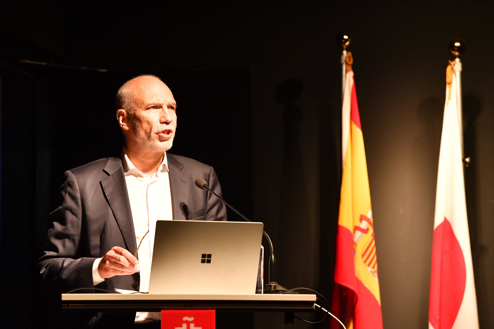 イッセ・スノーソックス　日本エージェント　PMC株式会社　代表取締役　ファビアン・デバケール氏