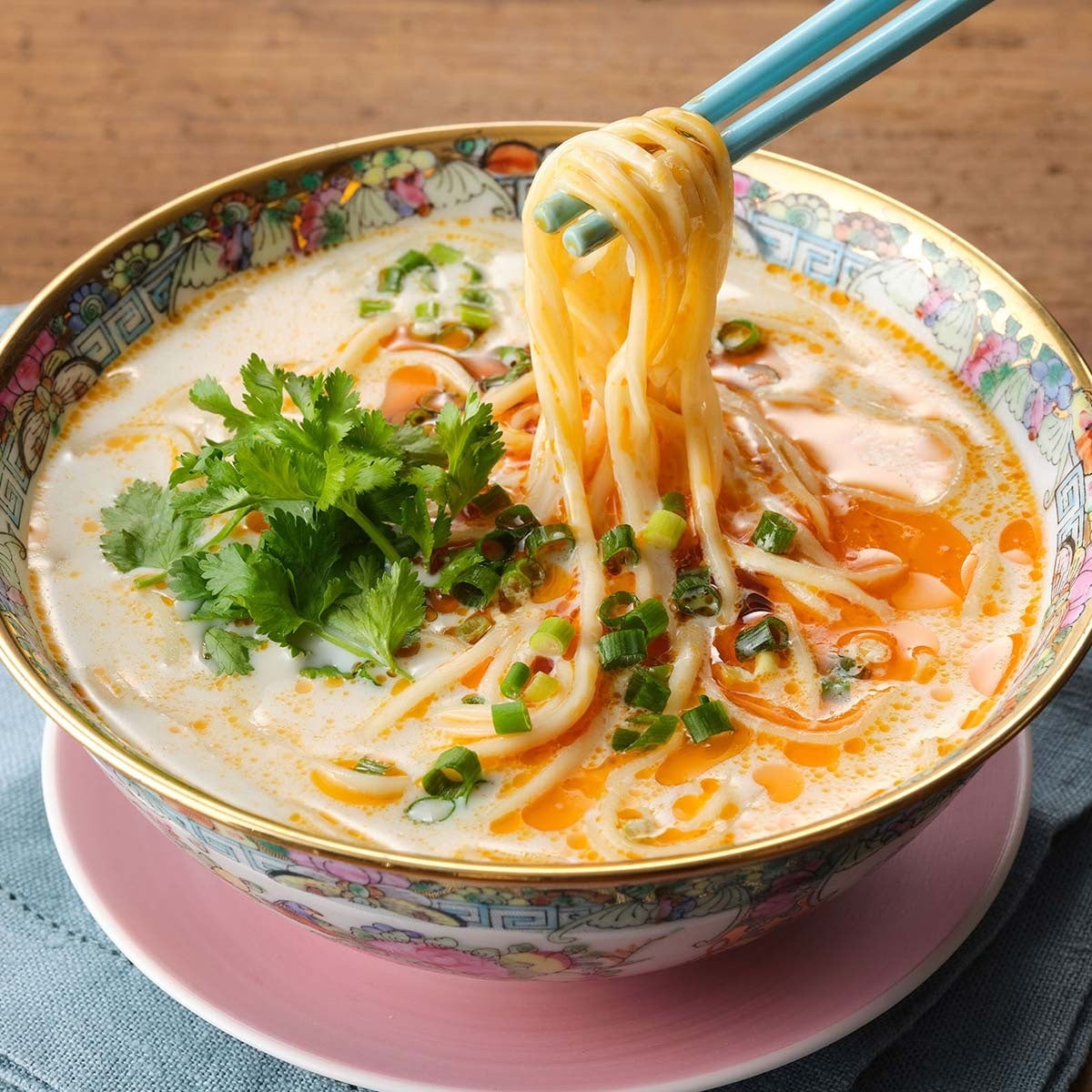 オリジナル 豆漿鶏湯麺 （トウジャンジータンメン）