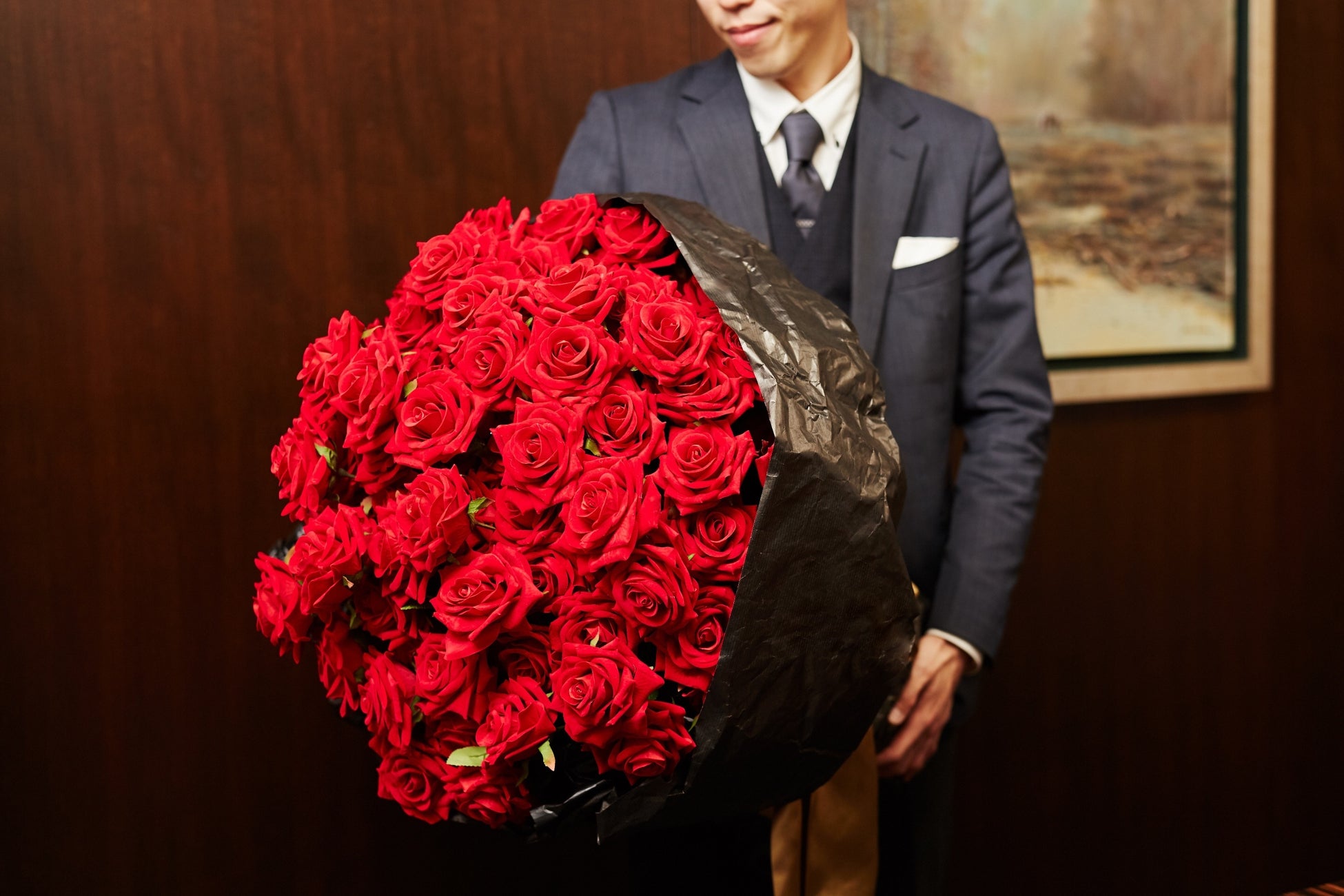 まるで映画のワンシーン 1 000本のバラがふたりを包み込む 1 000 Roses サウザンド ローズ プロポーズ プラン が新登場 株式会社ベストホスピタリティーネットワークのプレスリリース まるで映画のワンシーン 1 000本のバラがふたりを包み込む 1 000 Roses サウザンド ローズ プロポーズ プラン が新登場 株式会社ベストホスピタリティーネットワークのプレスリリース