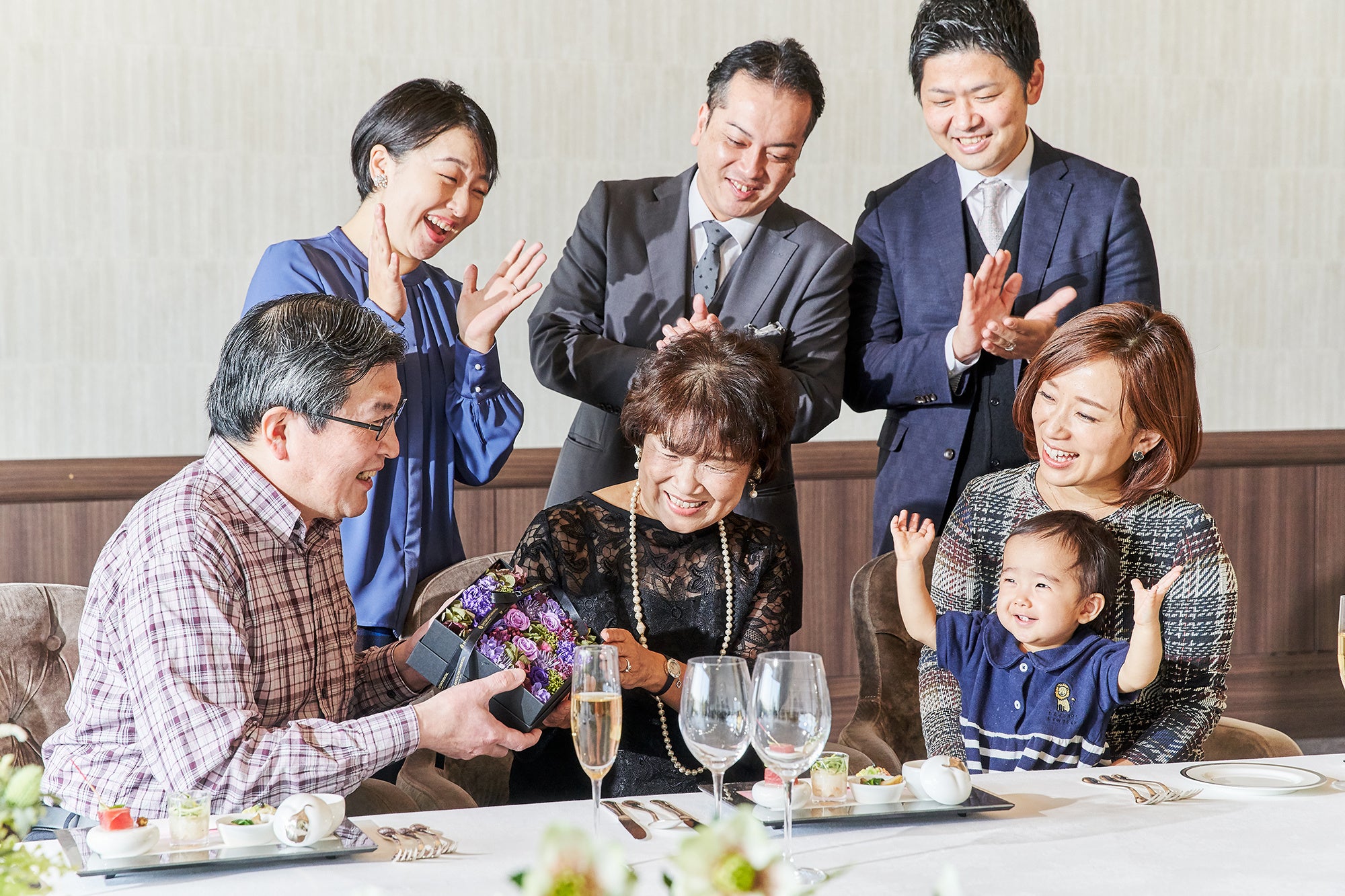 シーンに応じて選べるさまざまな個室がございます。