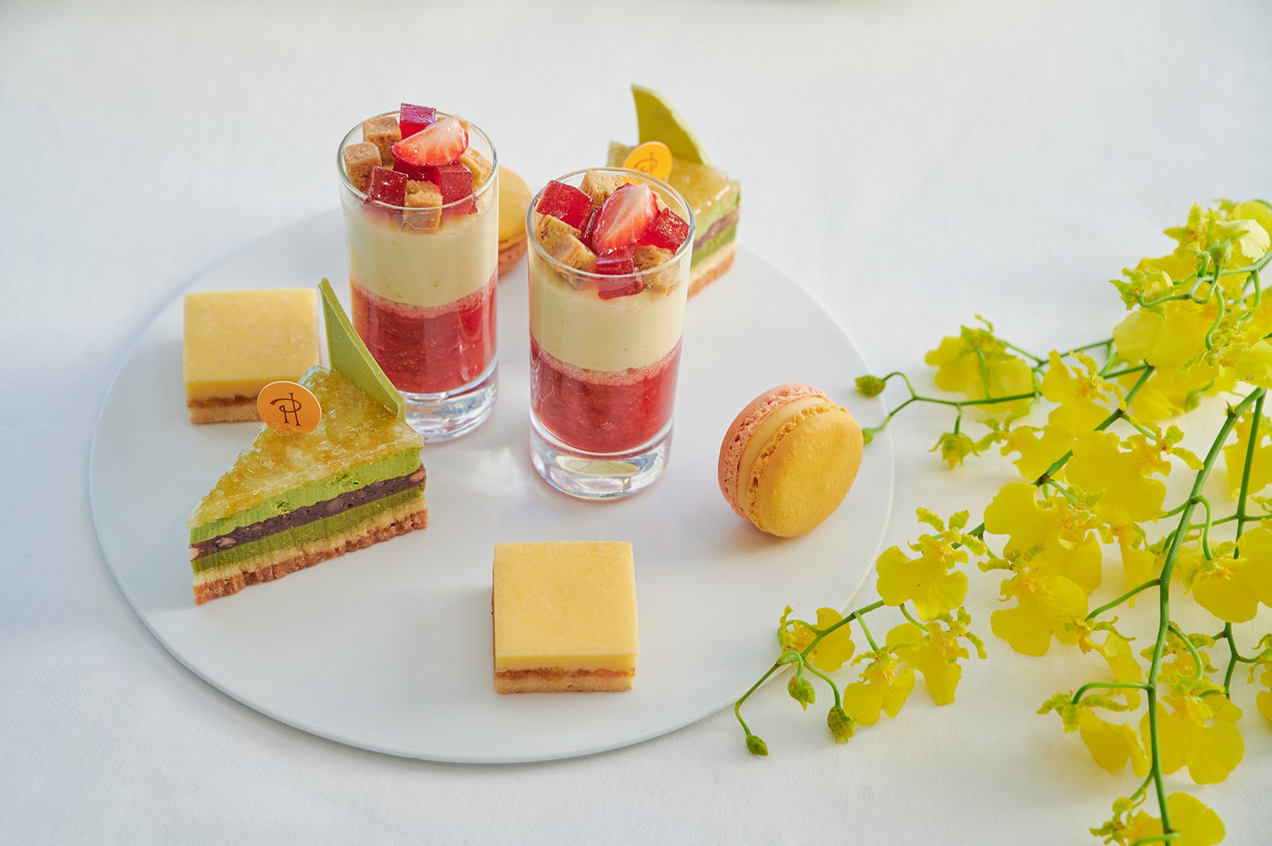 客室でもアフタヌーンティーを提供