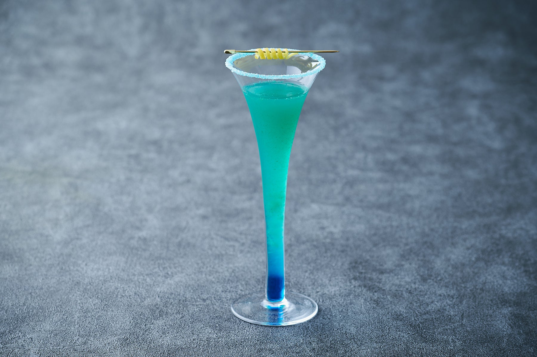 乾杯酒はオレンジベースのカクテルを提供