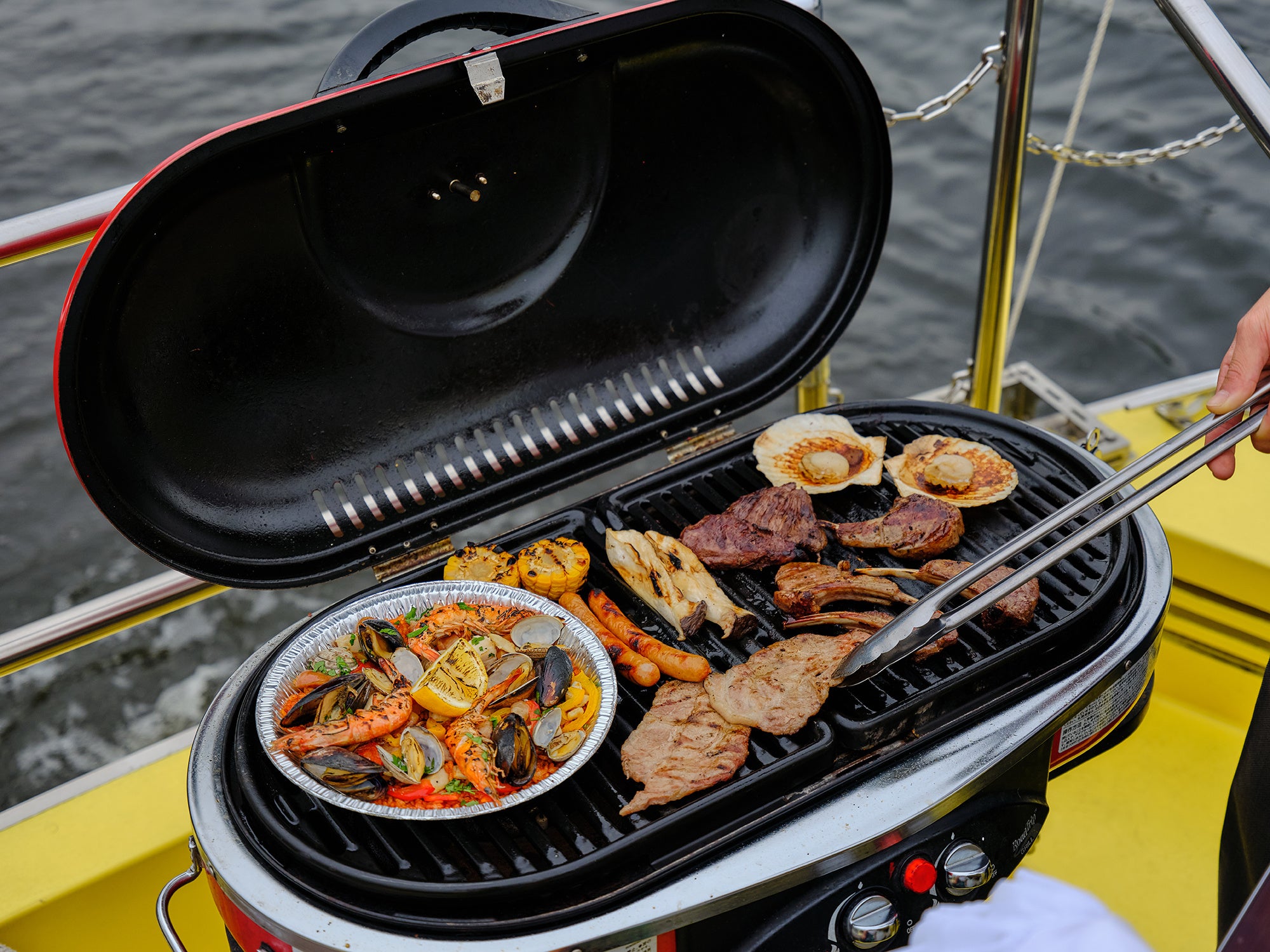 あらかじめ用意されたBBQセット