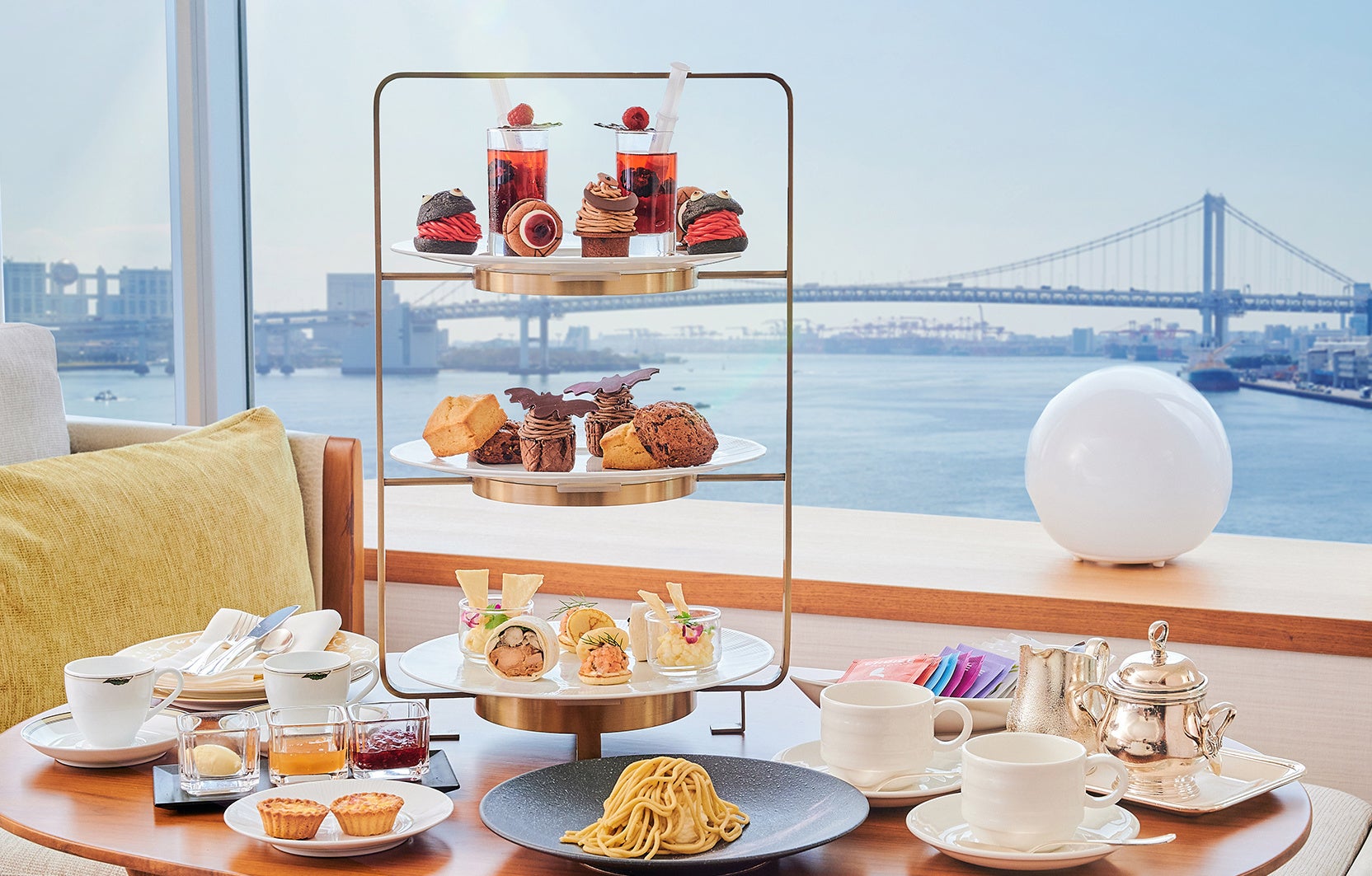 インルームダイニングのアフタヌーンティーイメージ