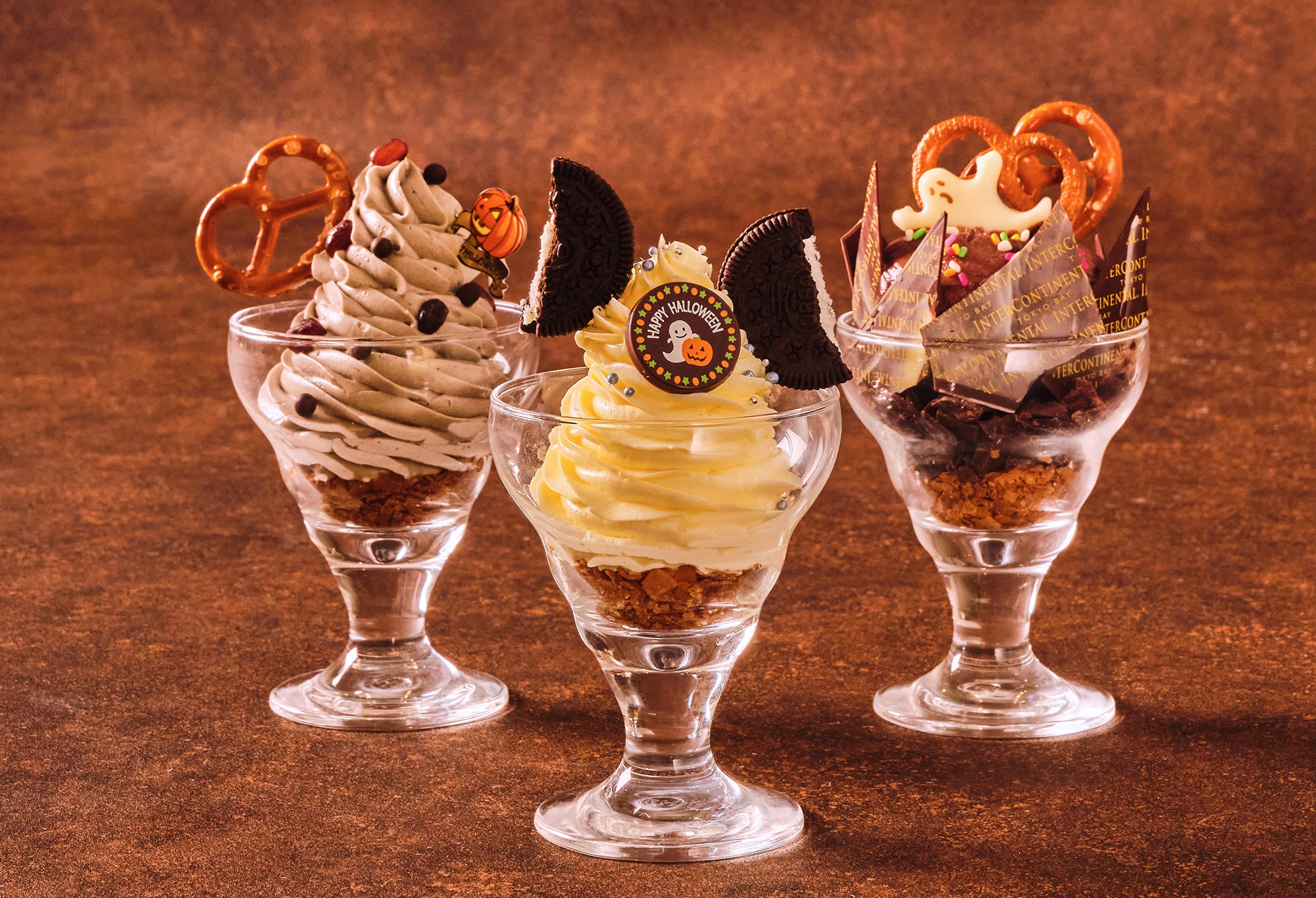 ハロウィンをテーマにしたカスタマイズパフェ