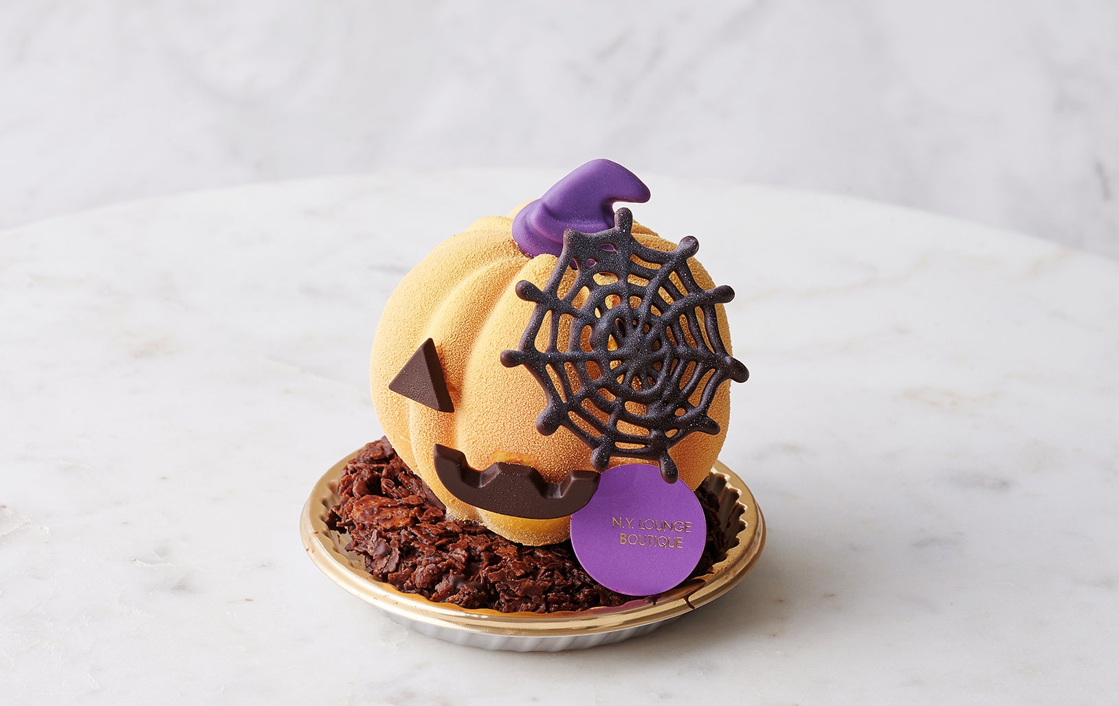 ジャック オ ランタンを象ったかぼちゃのムースケーキ