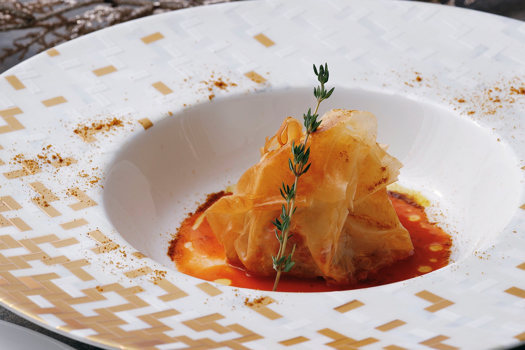 ディナーコース　オマール海老のフィロー包み焼き（イメージ）