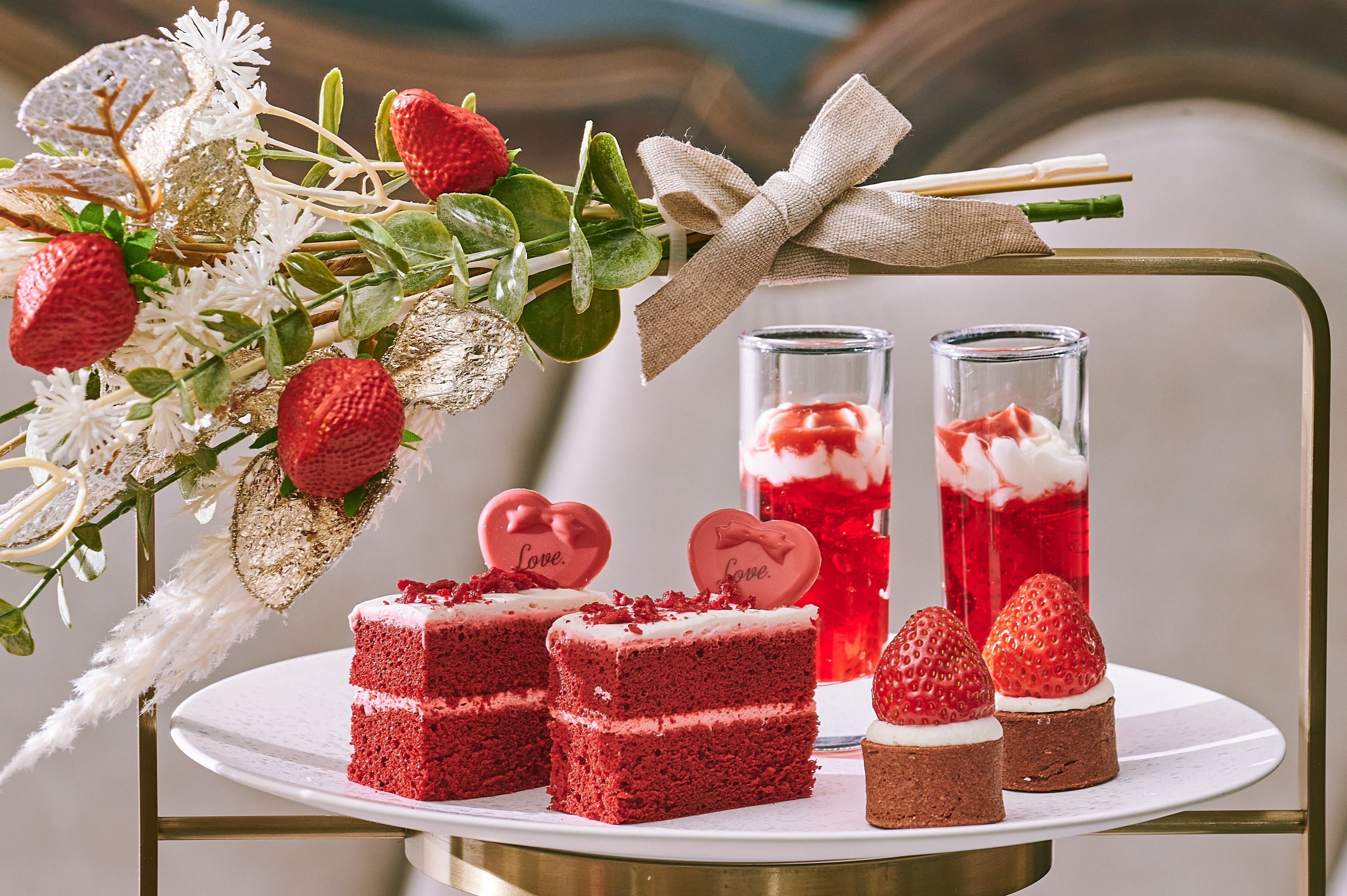 【極レア】アフタヌーンティー　レッド　スツール　赤 極レア】アフタヌーンティー レッド スツール 赤 【公式通販】