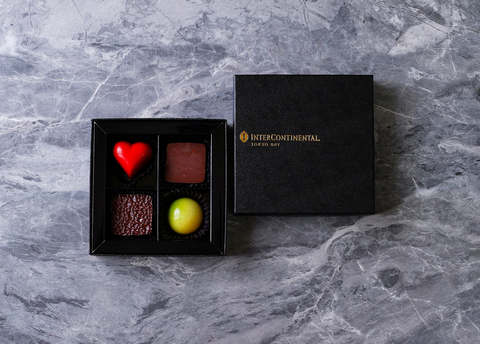 バレンタインショコラアソートボックス　4個入り