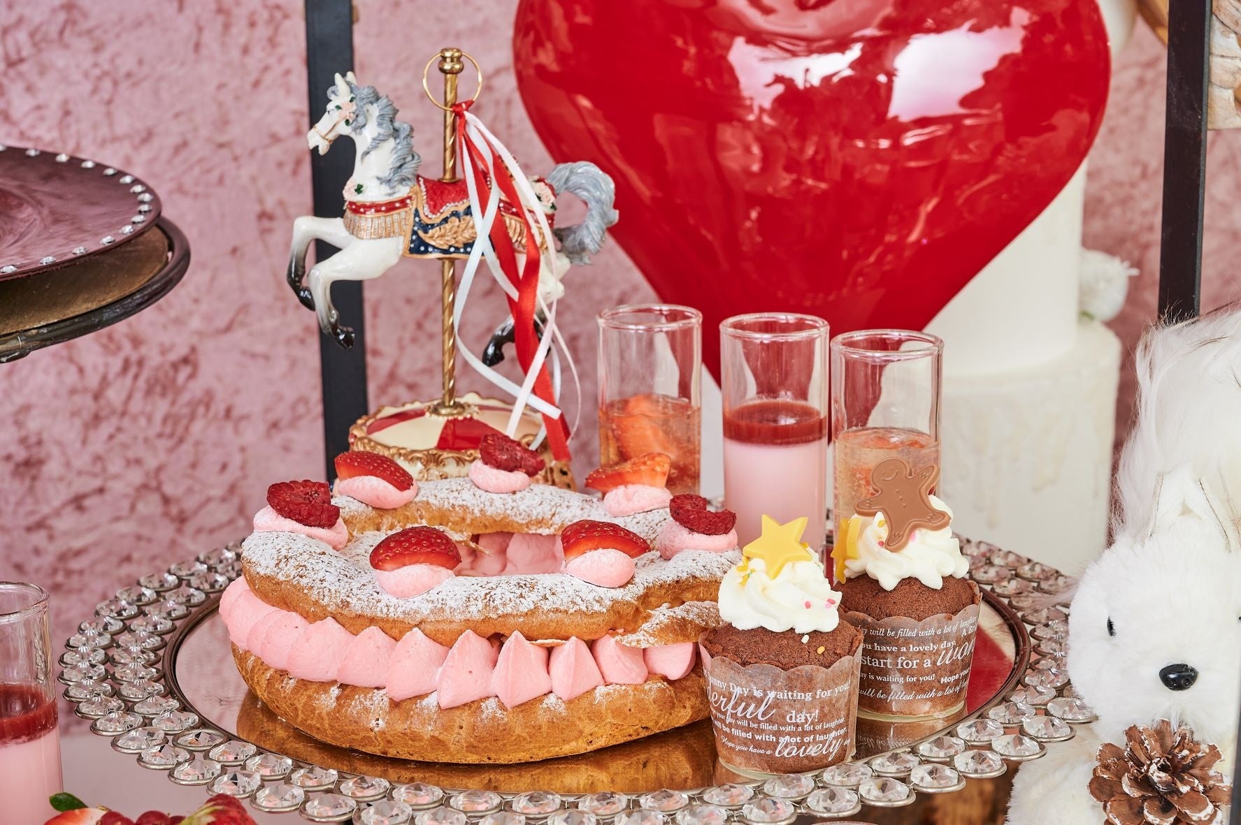 輪くぐり ストロベリー パリブレスト