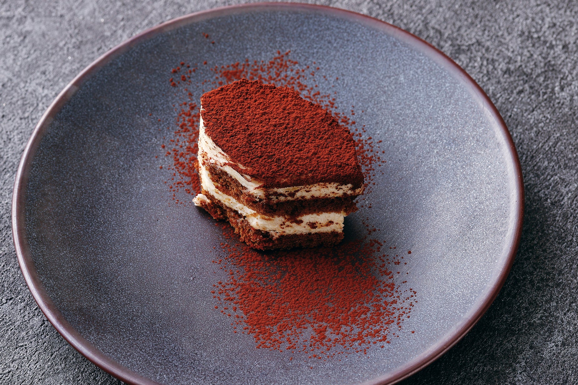 ファーストディッシュとして提供するシェフ特製イタリアンティラミス