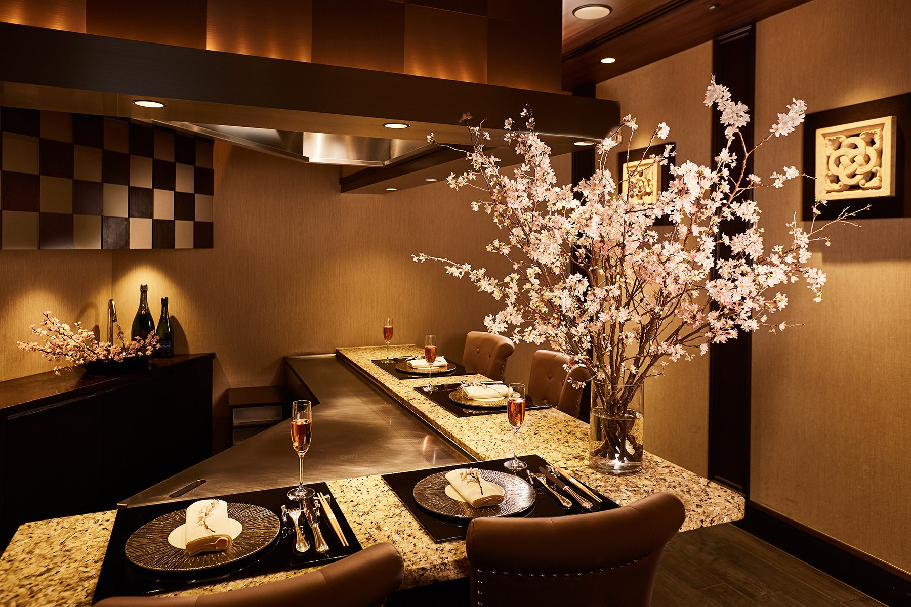 鉄板焼 匠では2つの個室を有する