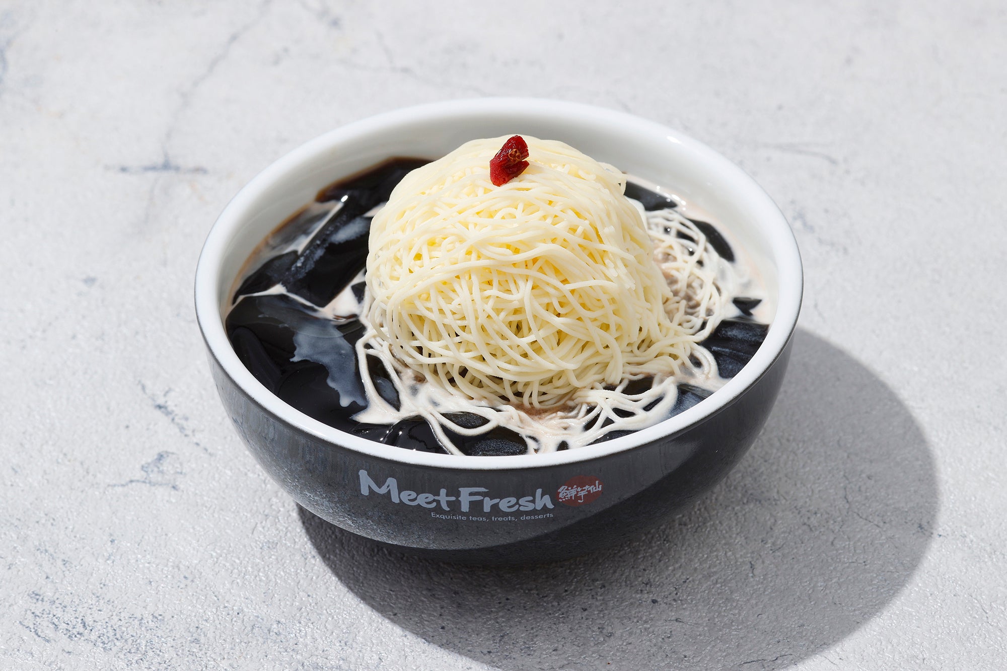 仙草ゼリーとあわせた しぼりたてモンブラン